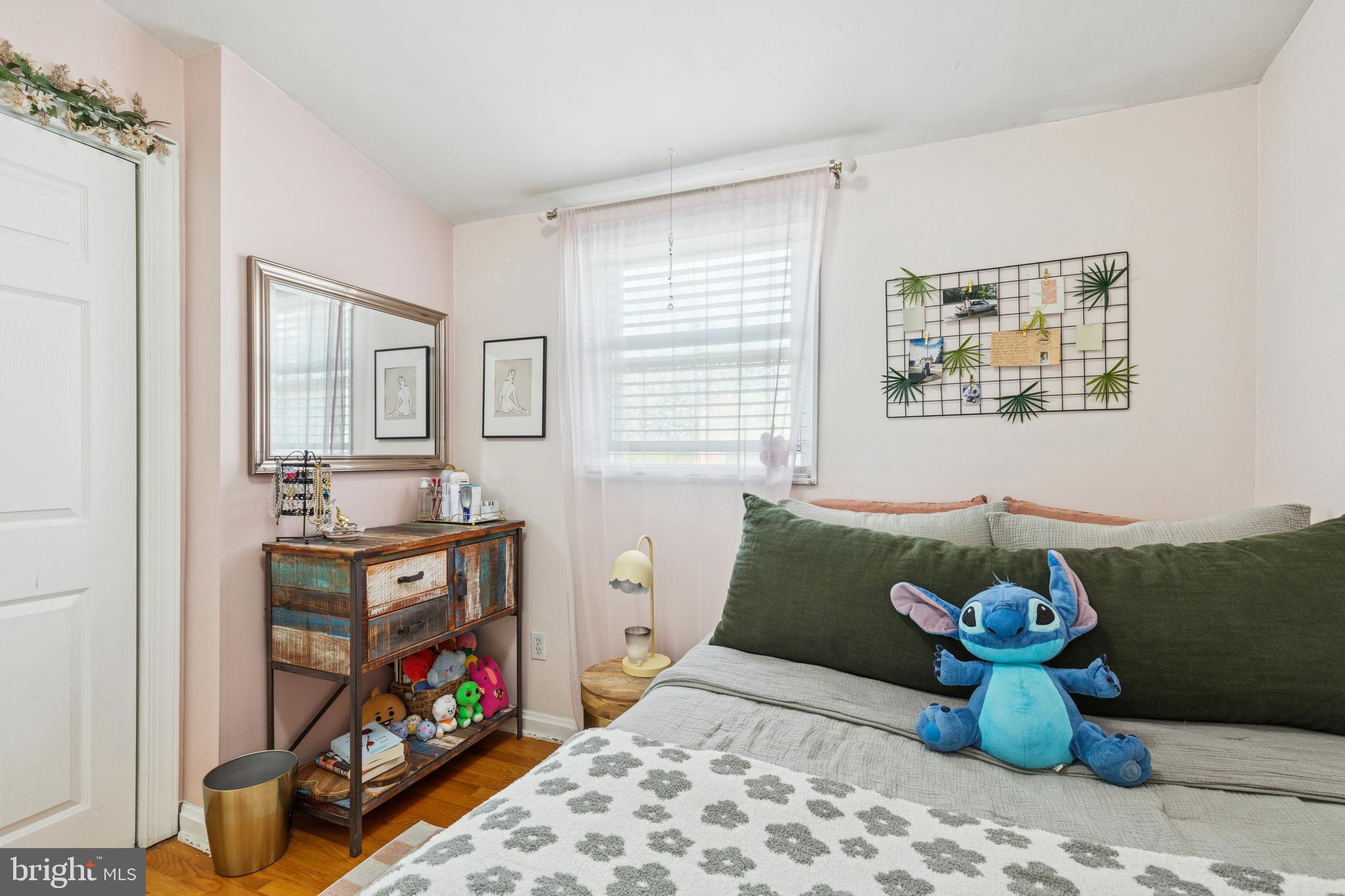 KENSINGTON - Residential