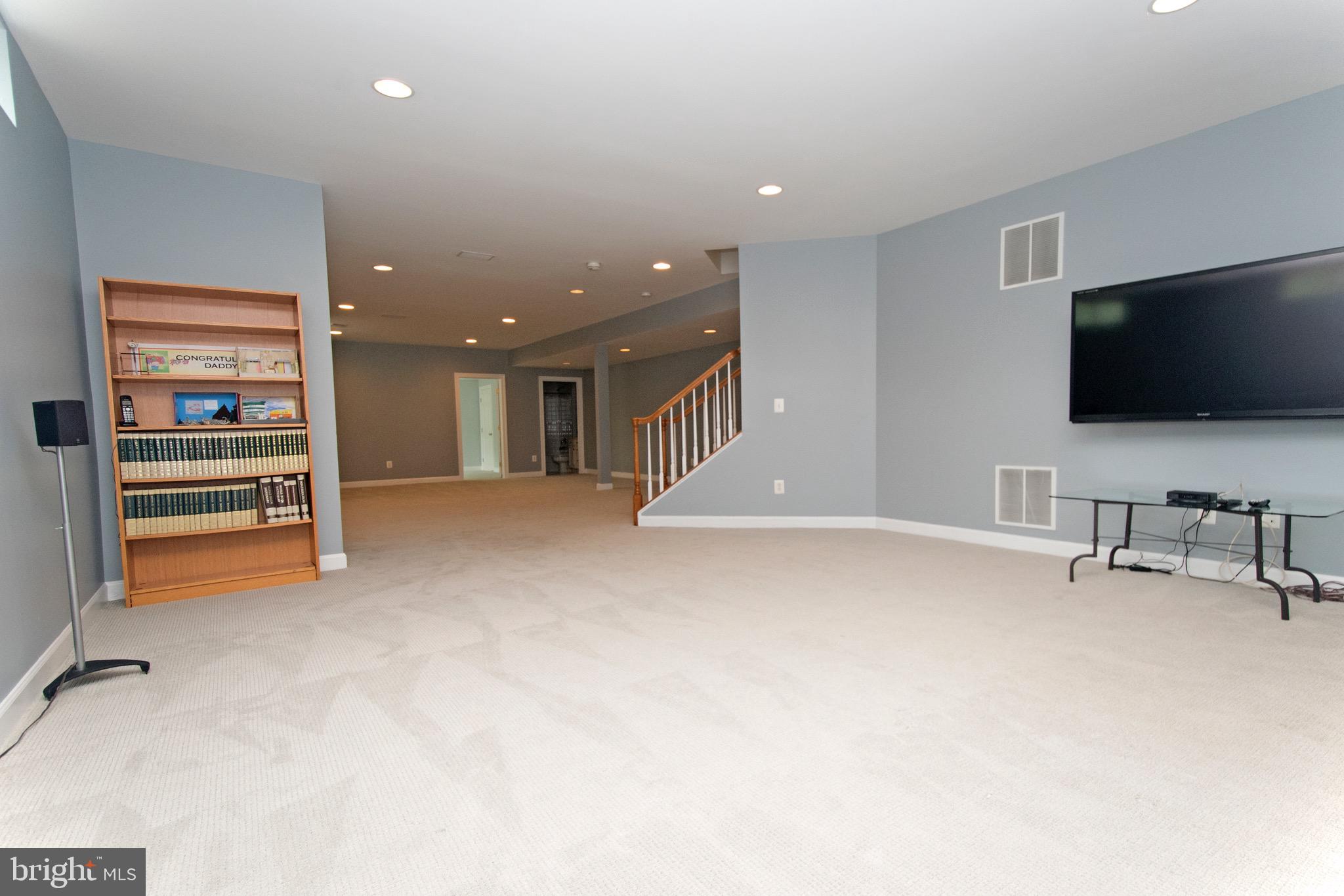 OAK VALLEY - Residential