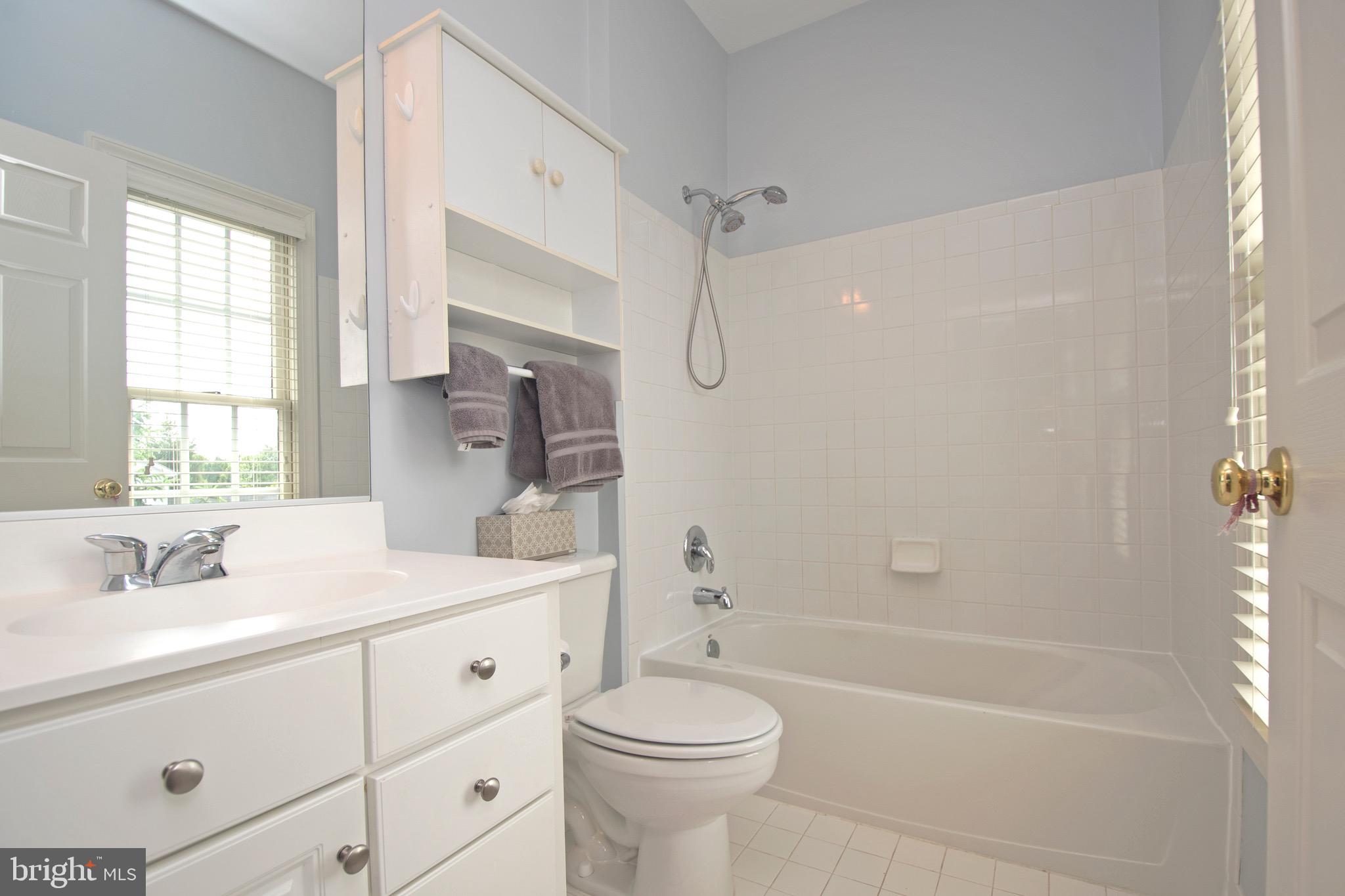 OAK VALLEY - Residential