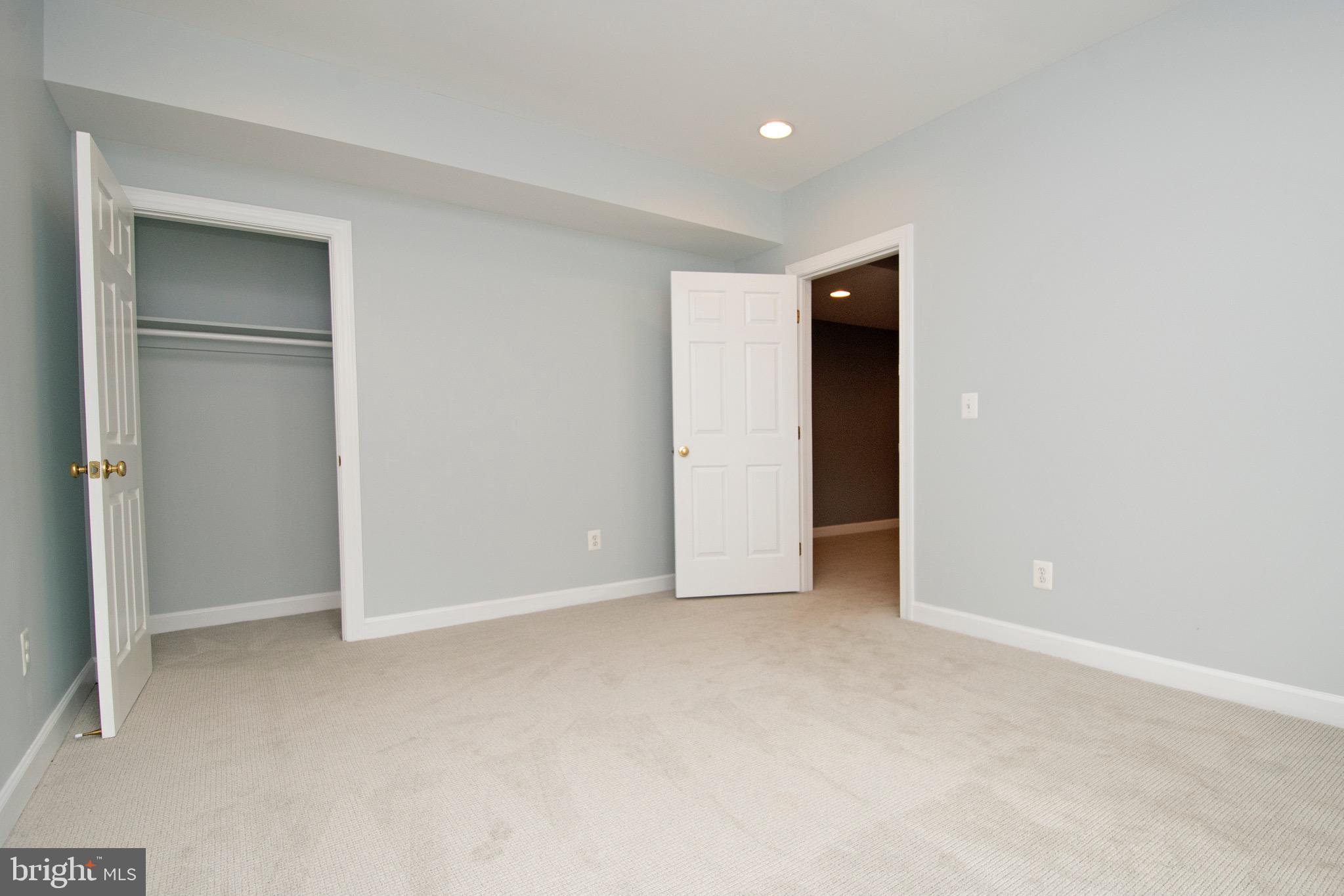 OAK VALLEY - Residential