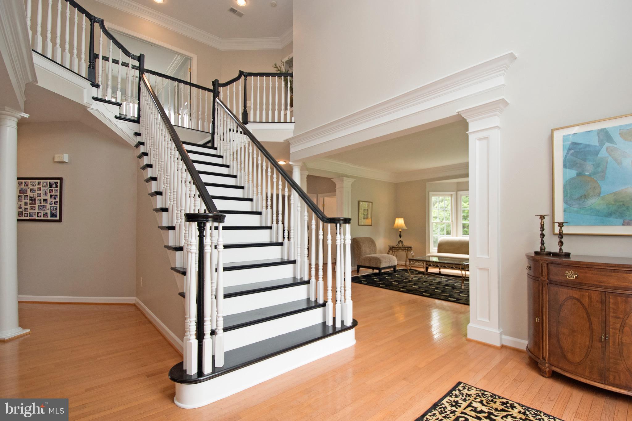 OAK VALLEY - Residential