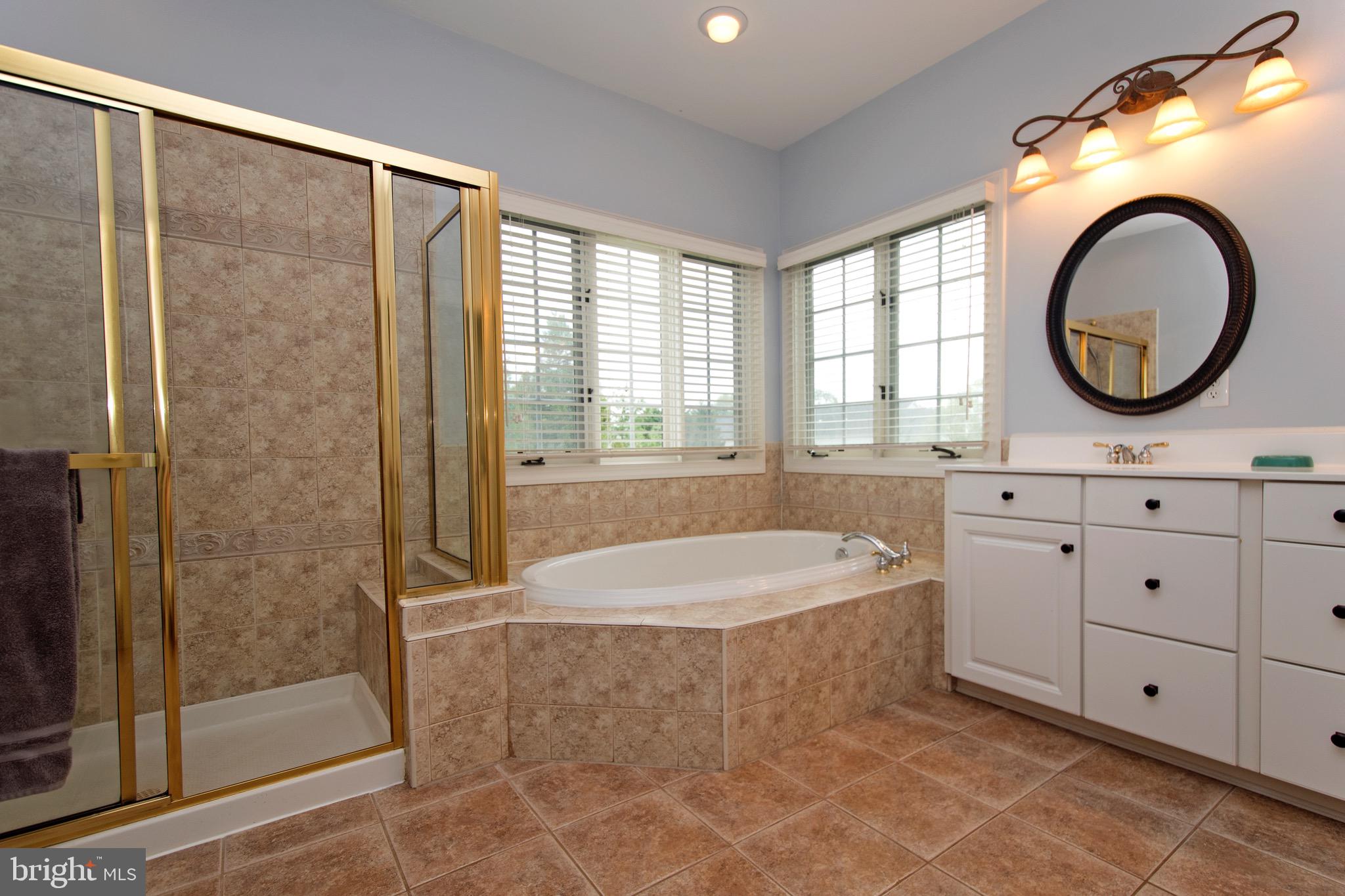 OAK VALLEY - Residential