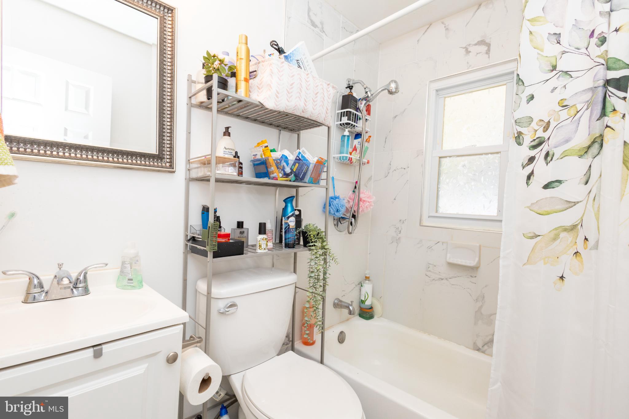 OYSTER HARBOR - Residential Lease