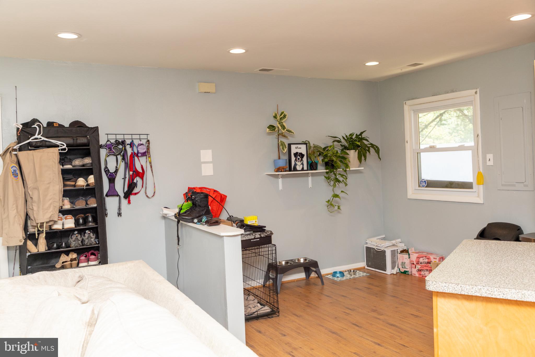 OYSTER HARBOR - Residential Lease