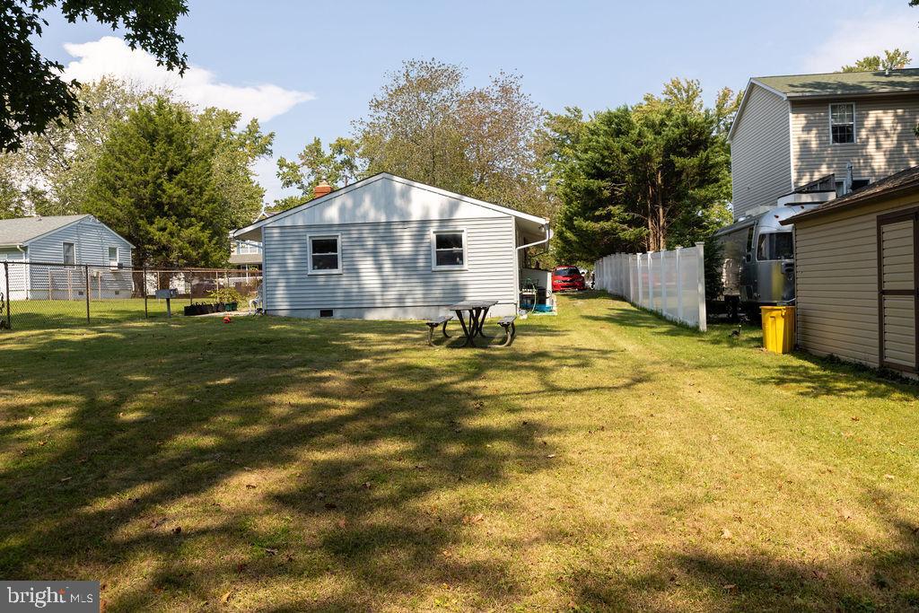 OYSTER HARBOR - Residential Lease