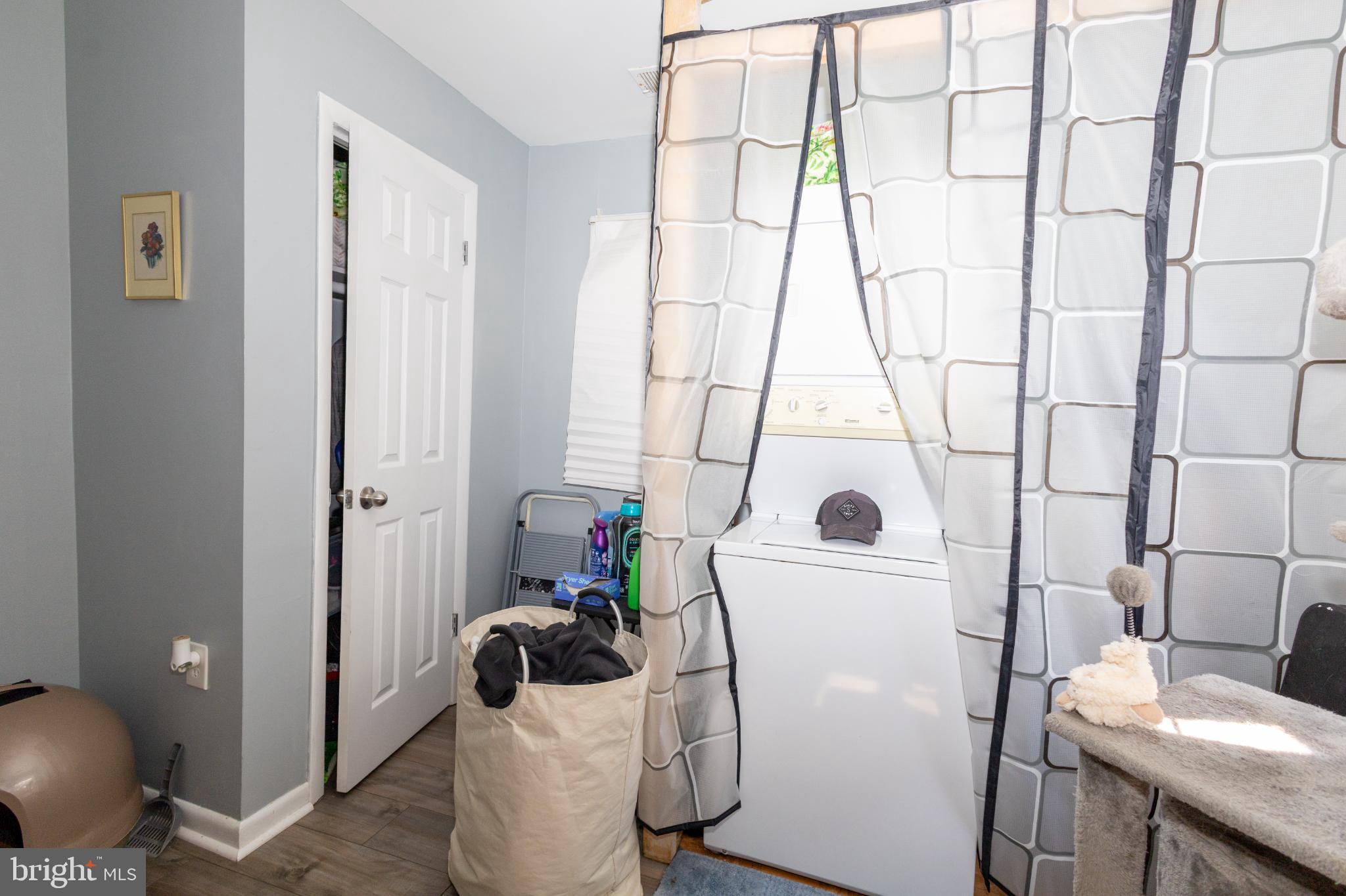 OYSTER HARBOR - Residential Lease