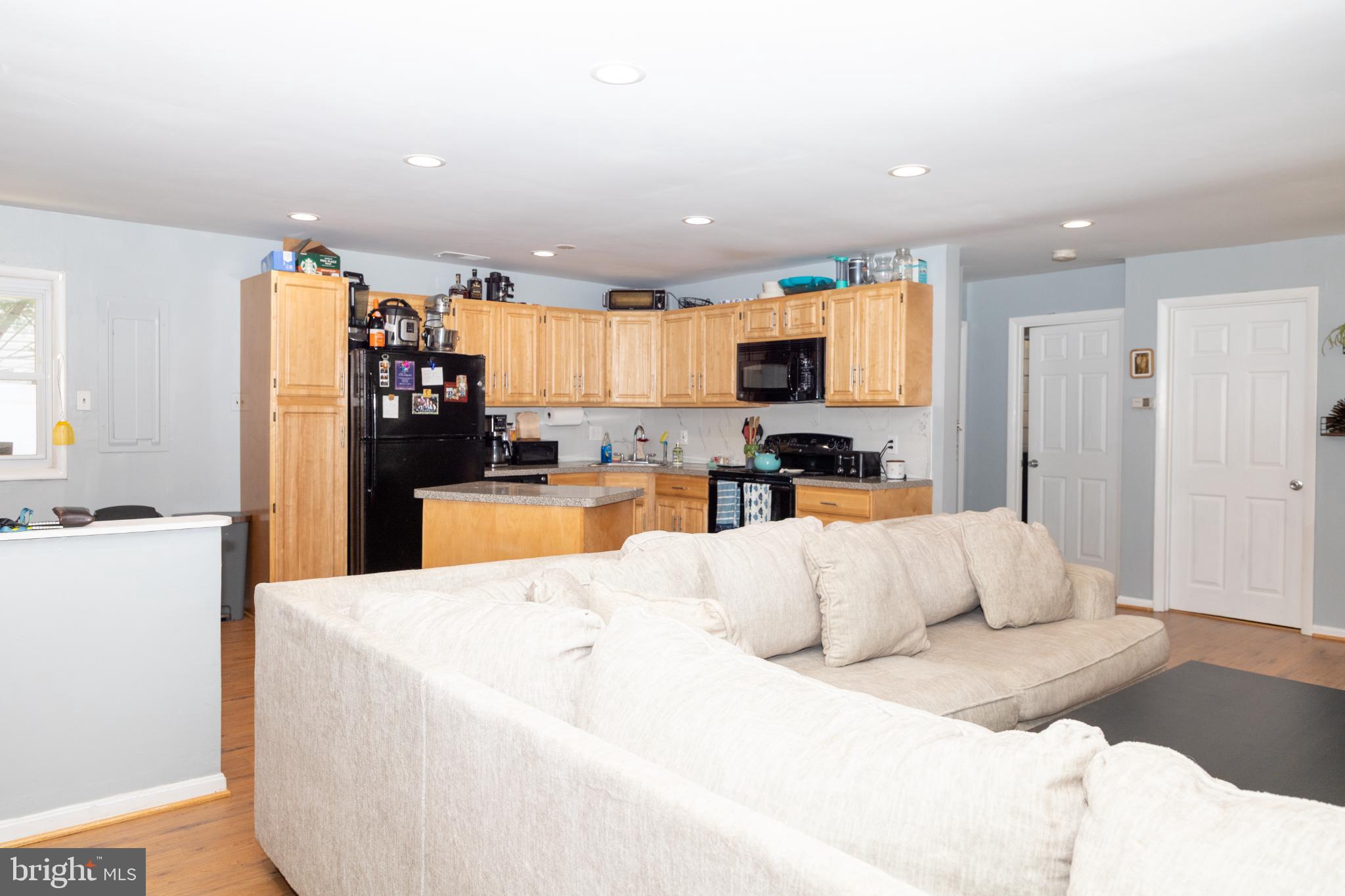 OYSTER HARBOR - Residential Lease