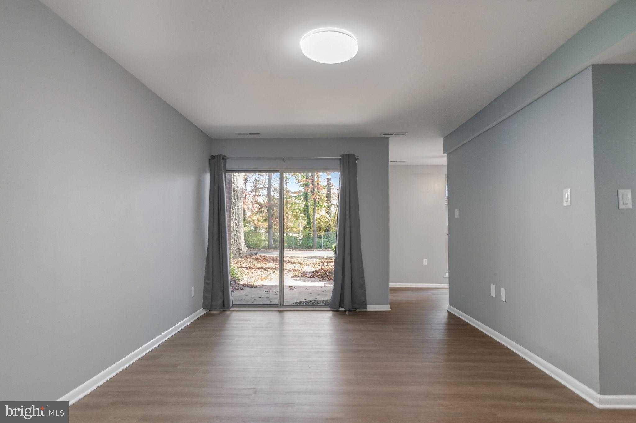 WOODBURN VILLAGE - Residential Lease