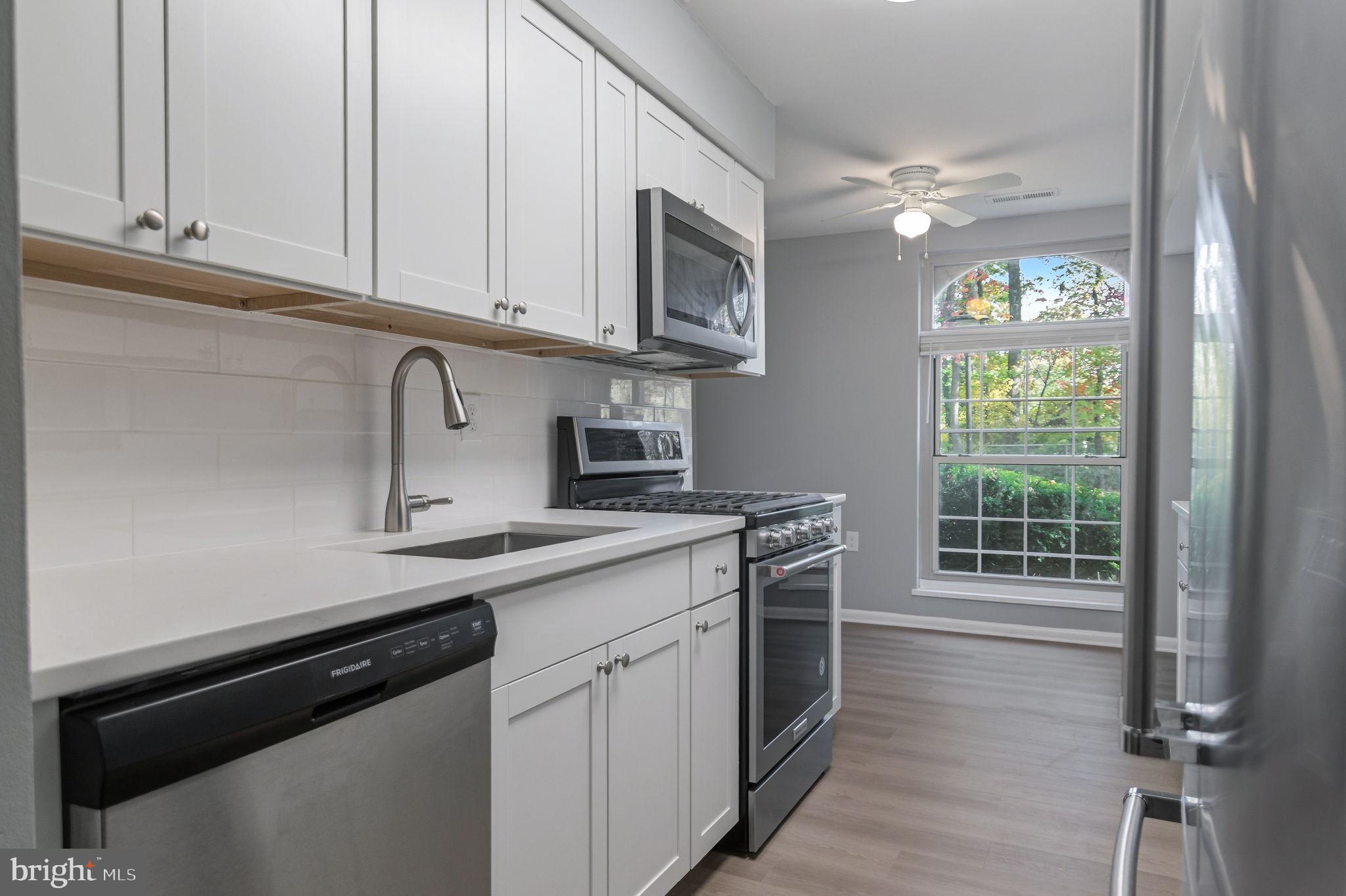 WOODBURN VILLAGE - Residential Lease