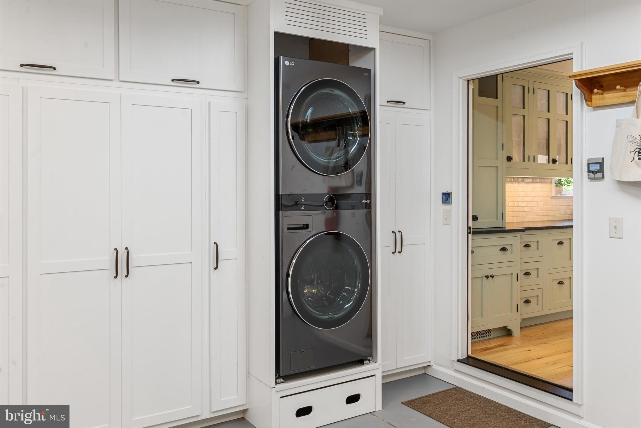 SHANNONDALE - Residential