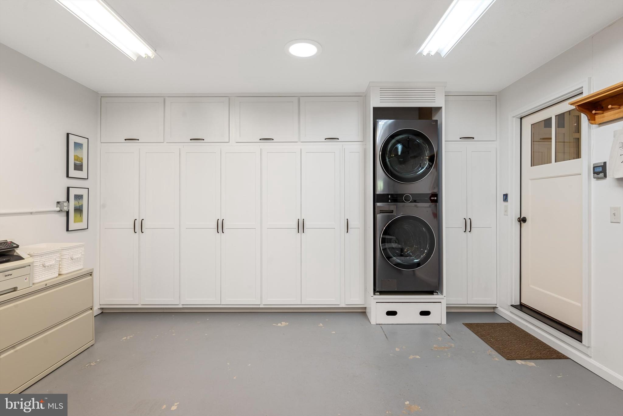 SHANNONDALE - Residential