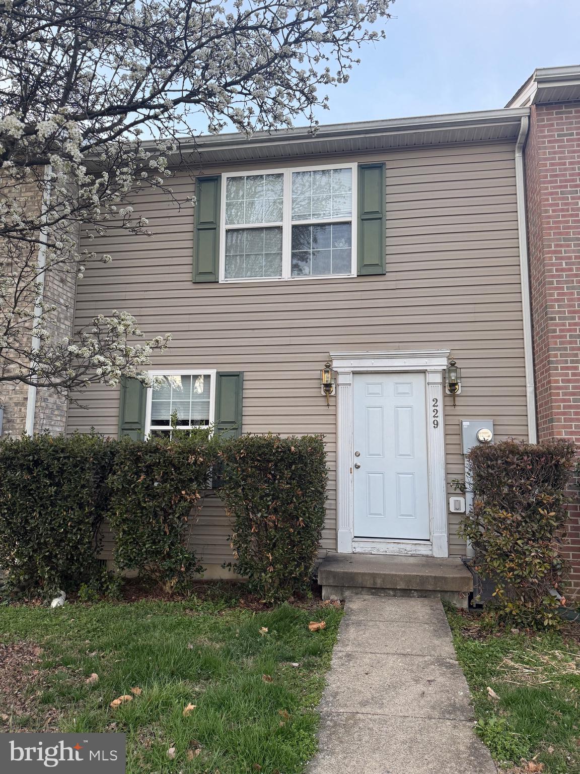 LAKEVIEW TOWNHOMES - Residential