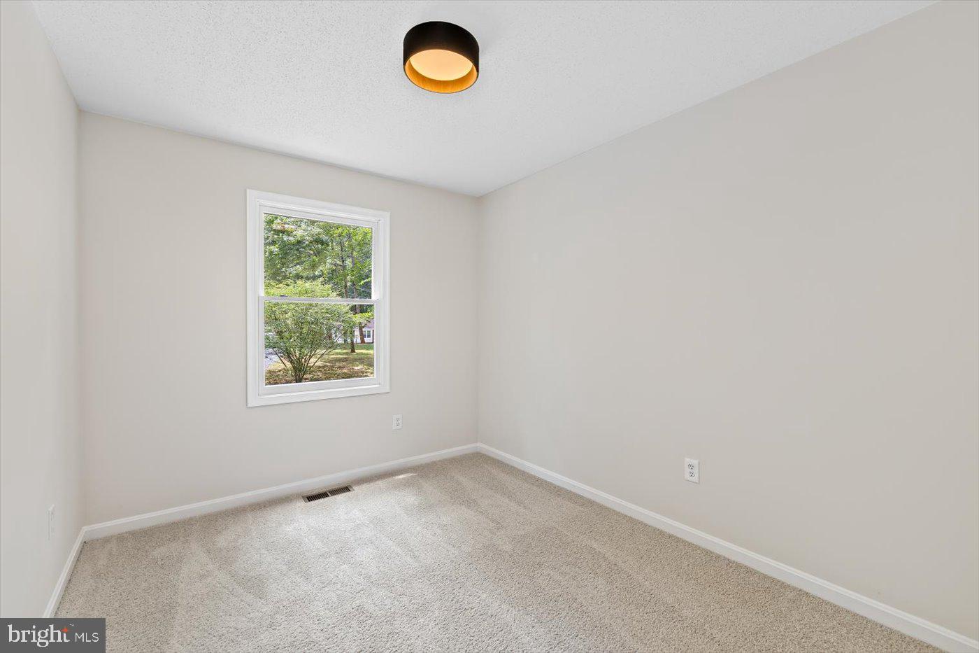 LAKE WILDERNESS - Residential