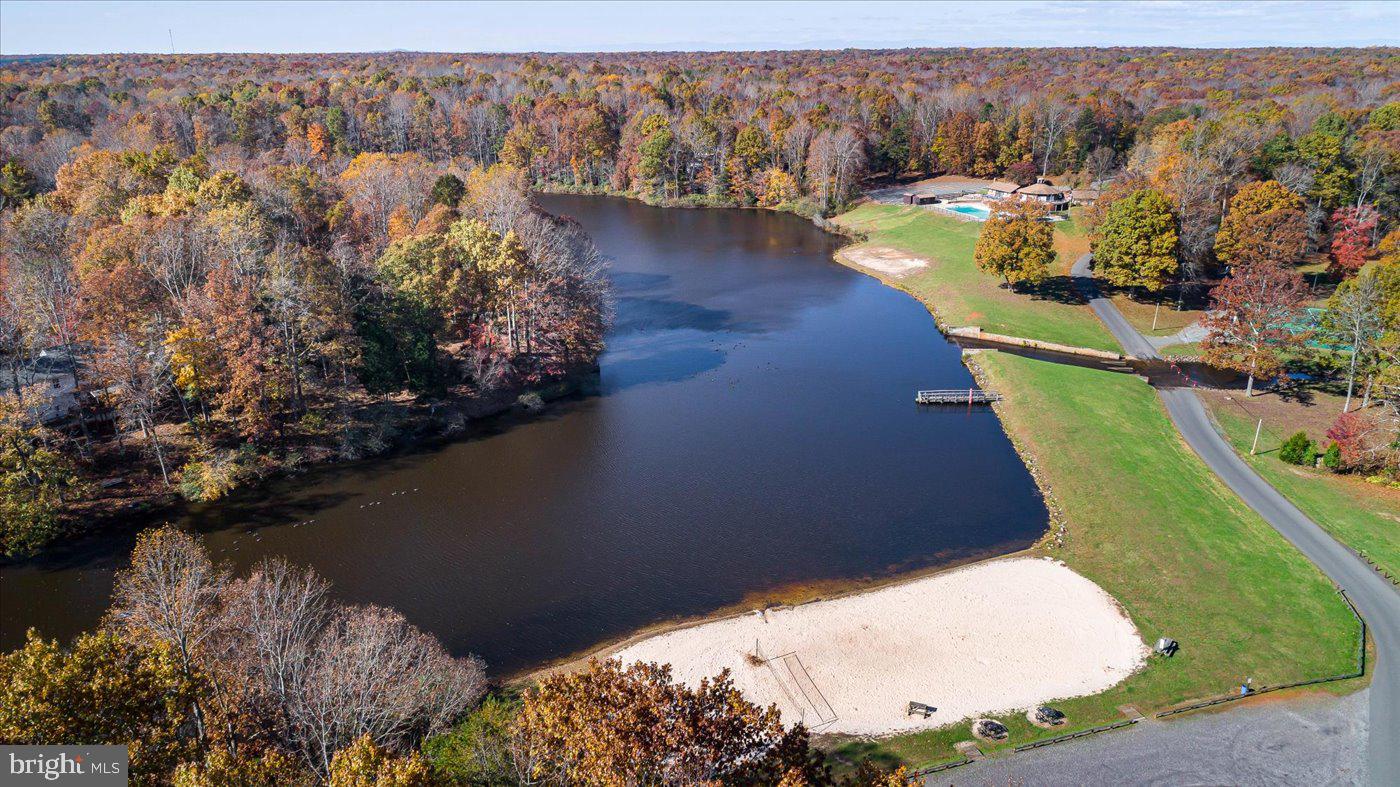 LAKE WILDERNESS - Residential