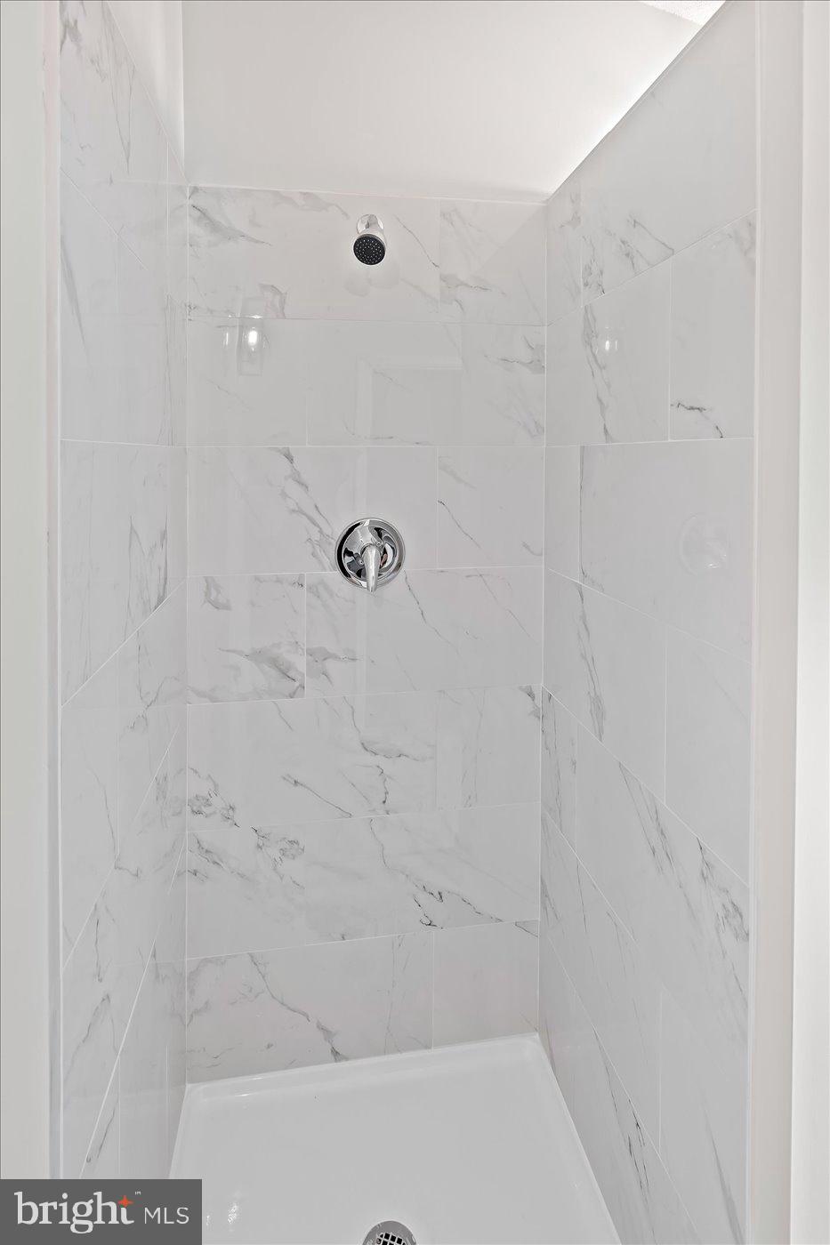 LAKE WILDERNESS - Residential