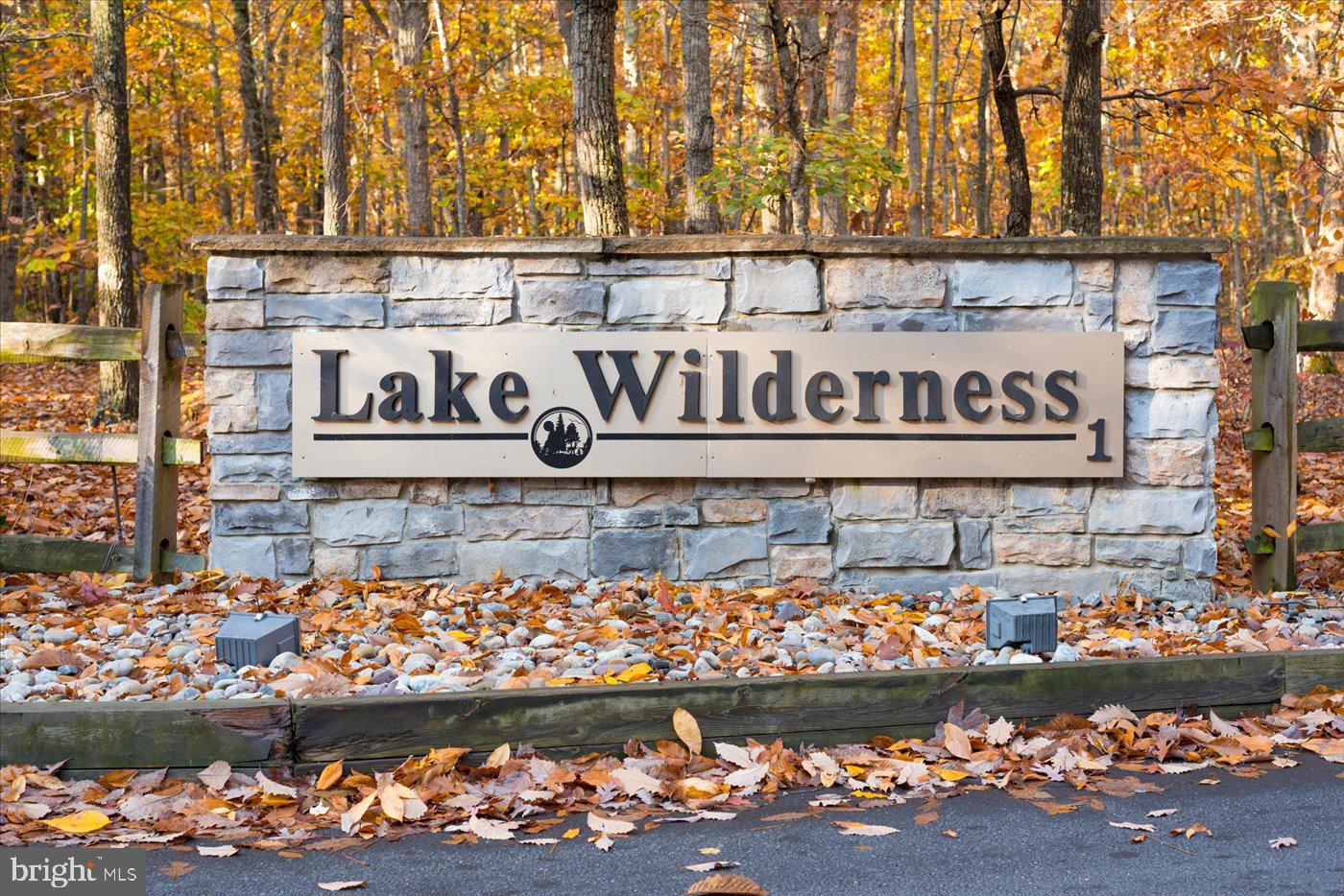 LAKE WILDERNESS - Residential