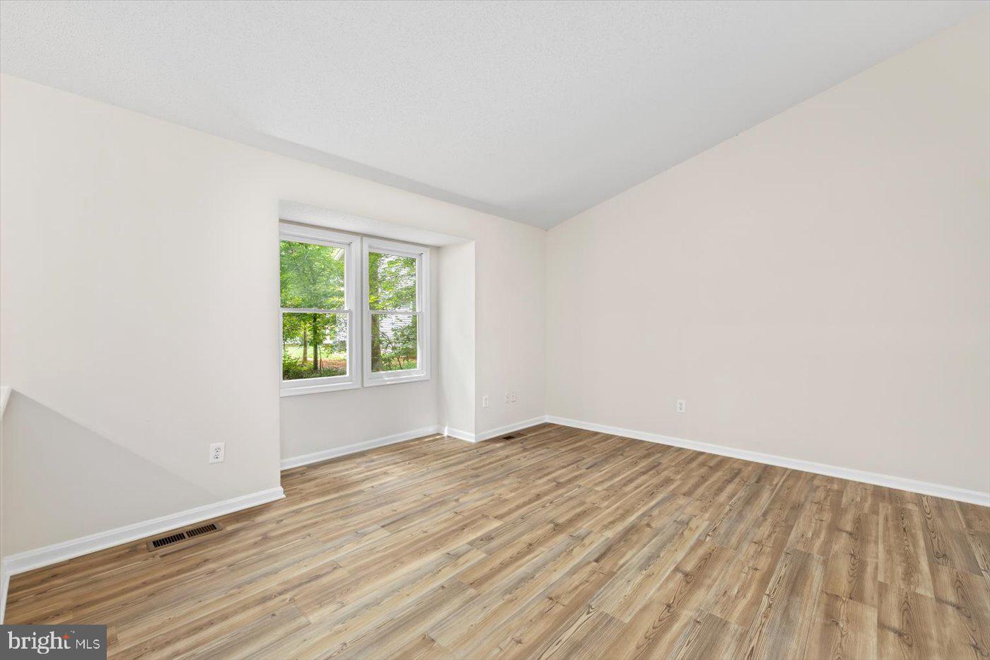 LAKE WILDERNESS - Residential