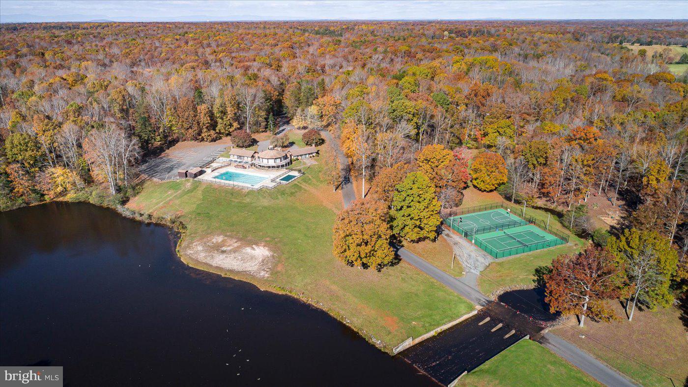 LAKE WILDERNESS - Residential