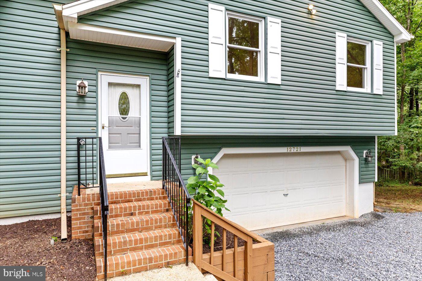 LAKE WILDERNESS - Residential