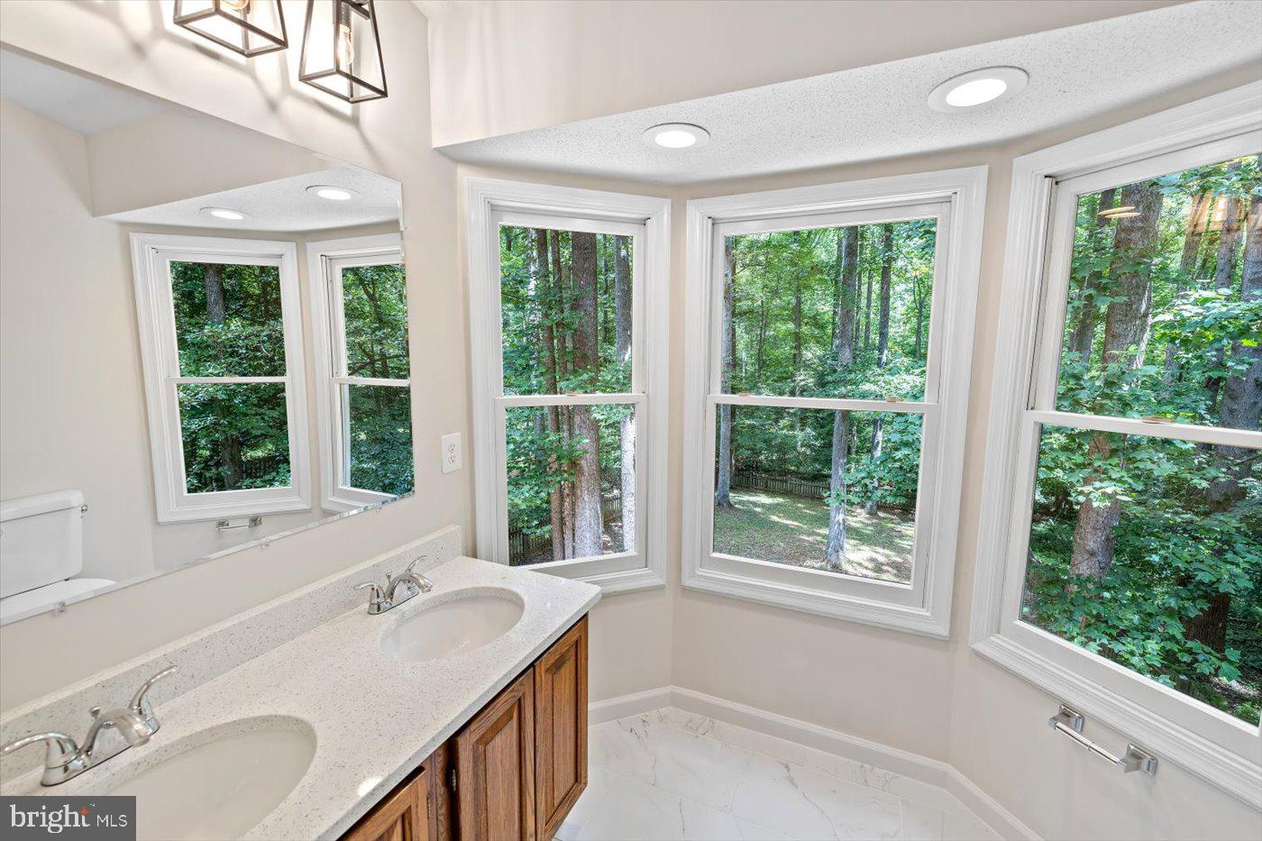 LAKE WILDERNESS - Residential