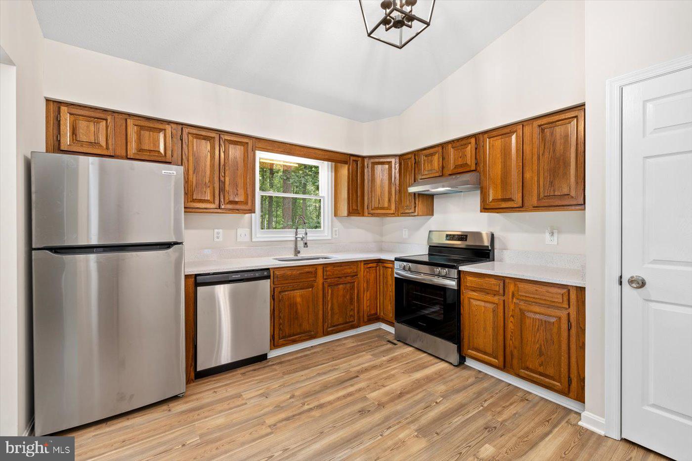 LAKE WILDERNESS - Residential