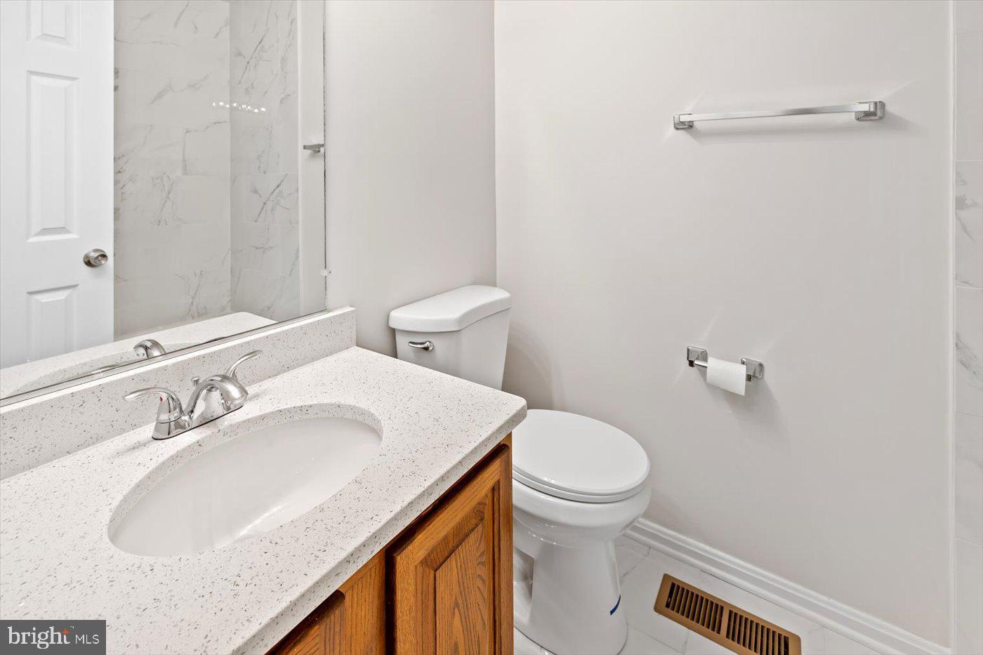 LAKE WILDERNESS - Residential