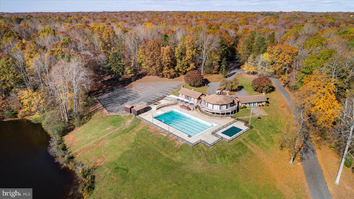 LAKE WILDERNESS - Residential