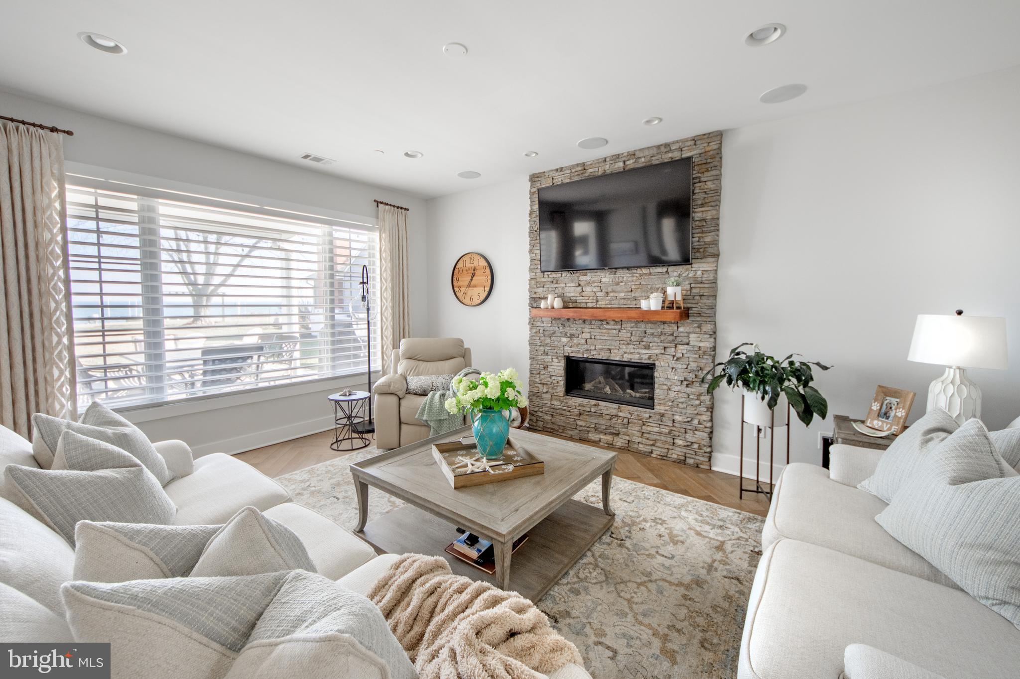 KENT ISLAND ESTATES - Residential