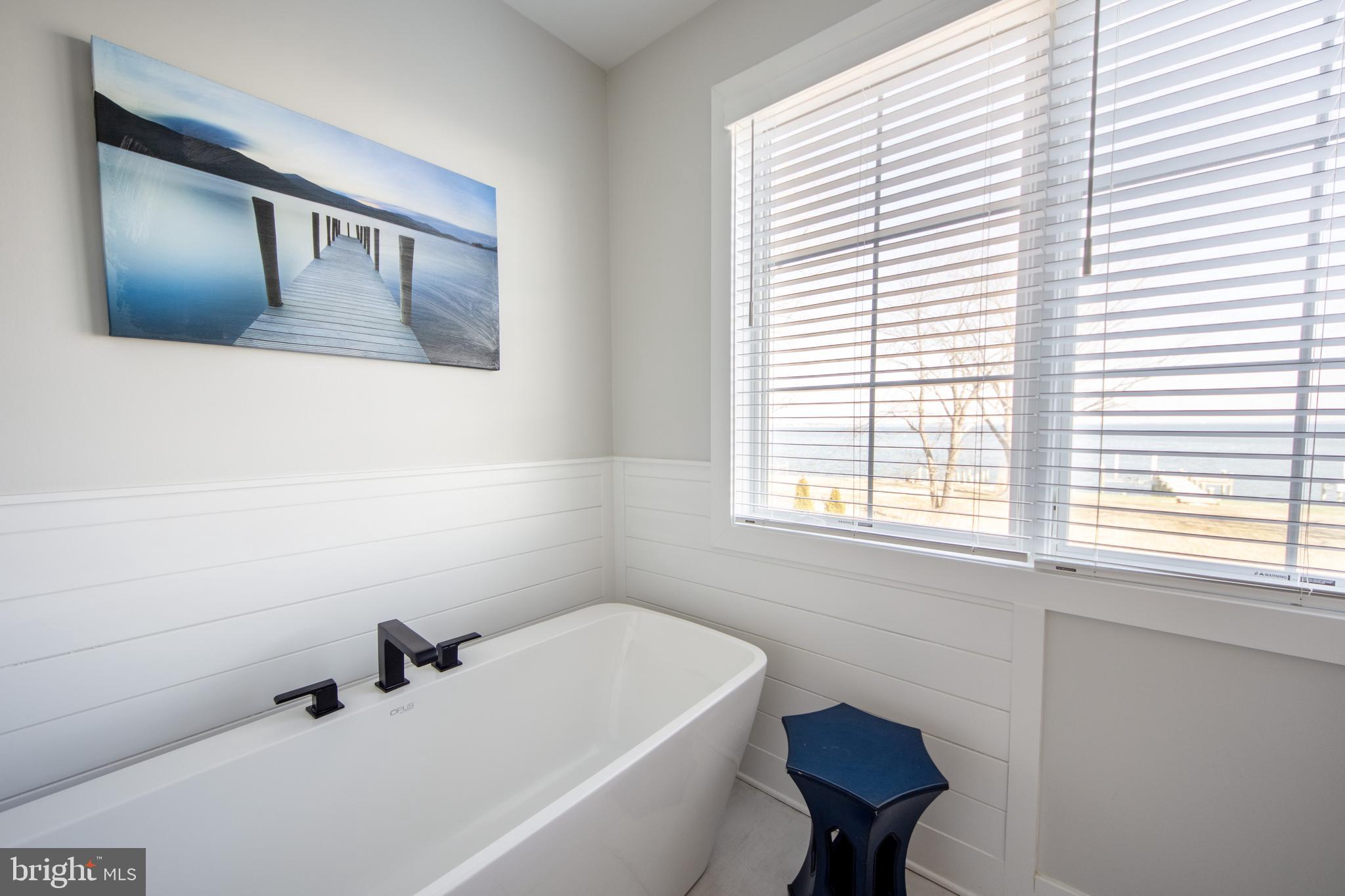 KENT ISLAND ESTATES - Residential