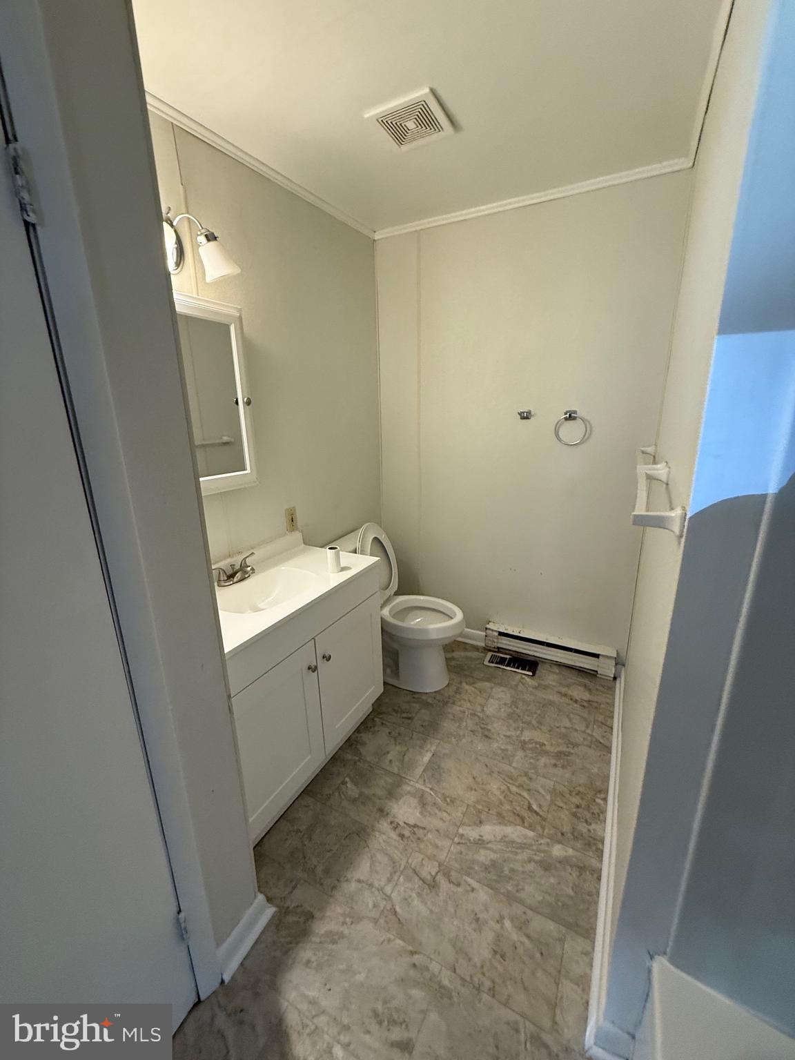 WHITE SANDS - Residential Lease