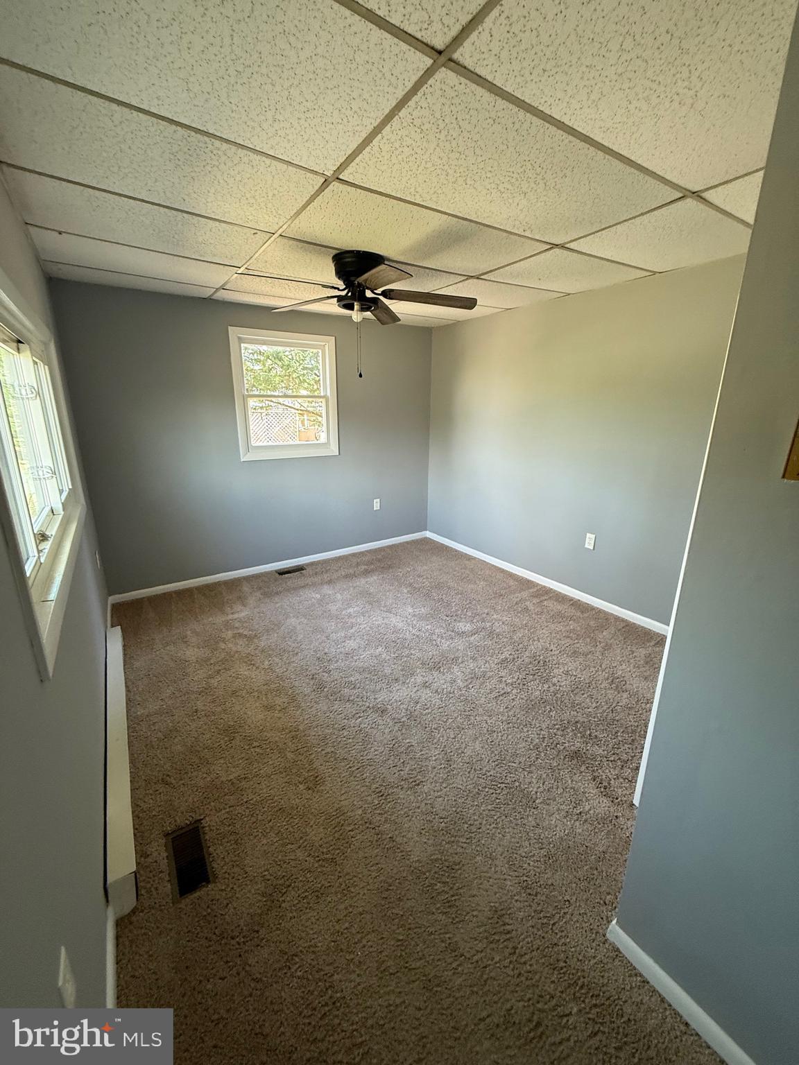 WHITE SANDS - Residential Lease