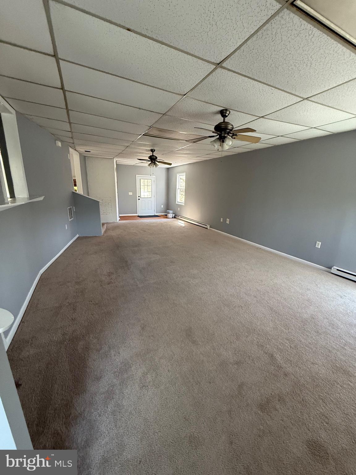 WHITE SANDS - Residential Lease