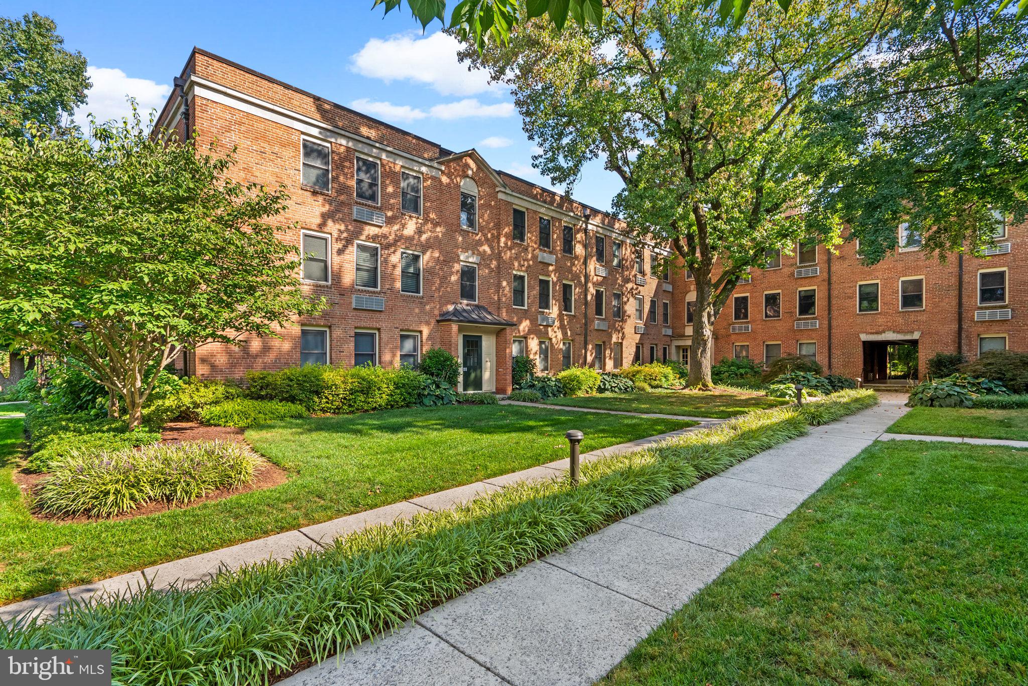 CHEVY CHASE PARK - Residential