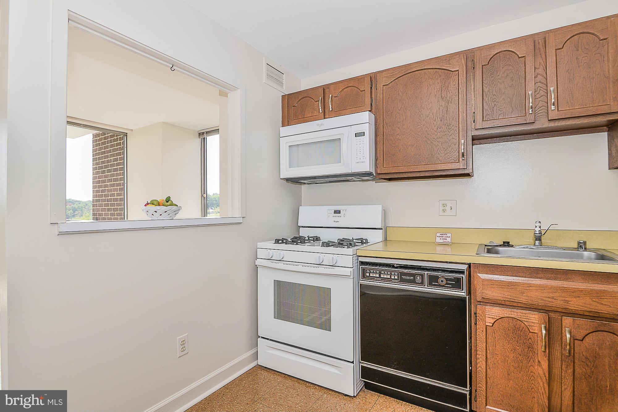 1510 CONDO - Residential