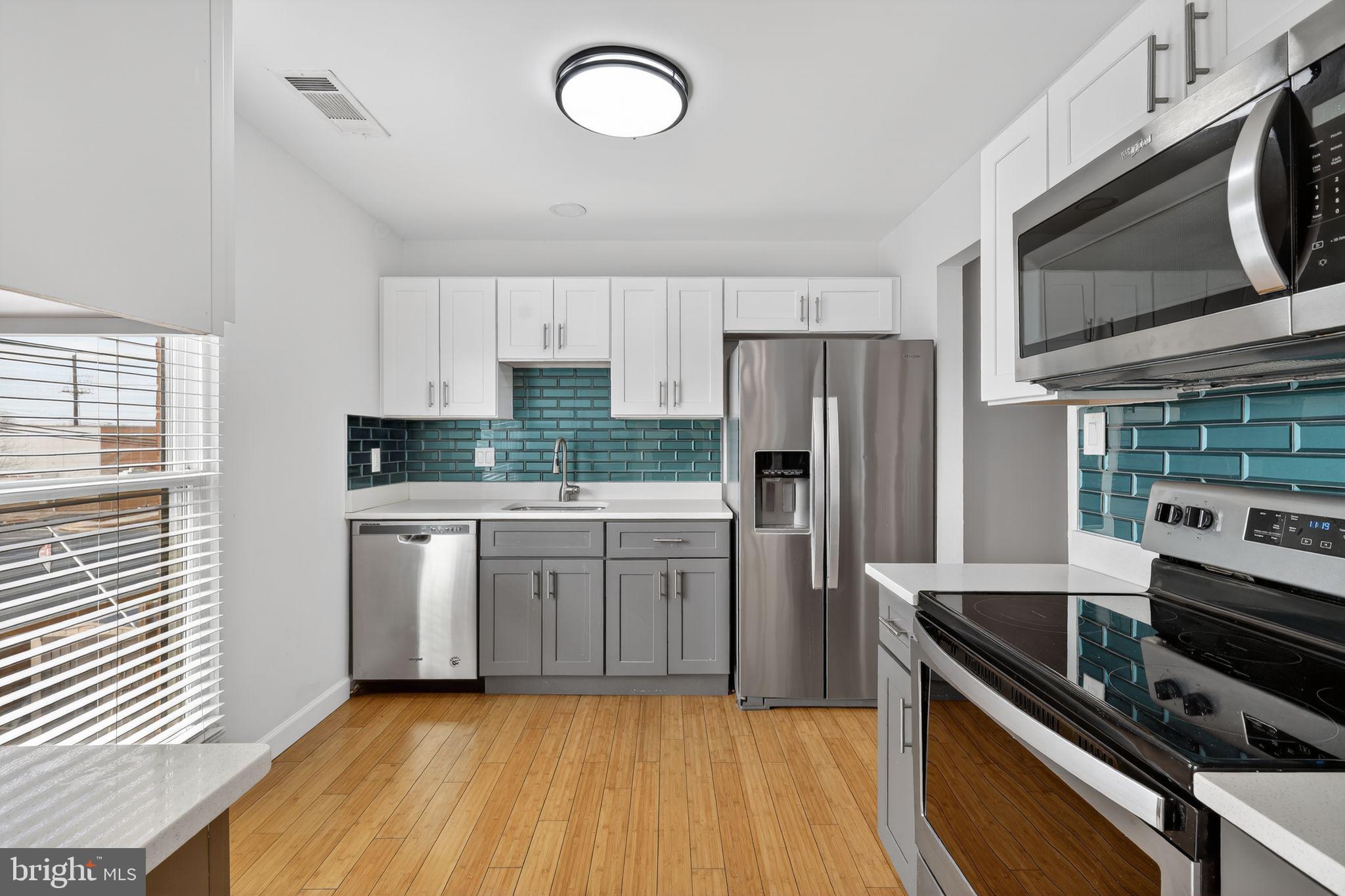 MILL CRK TOWNE EAST - Residential Lease