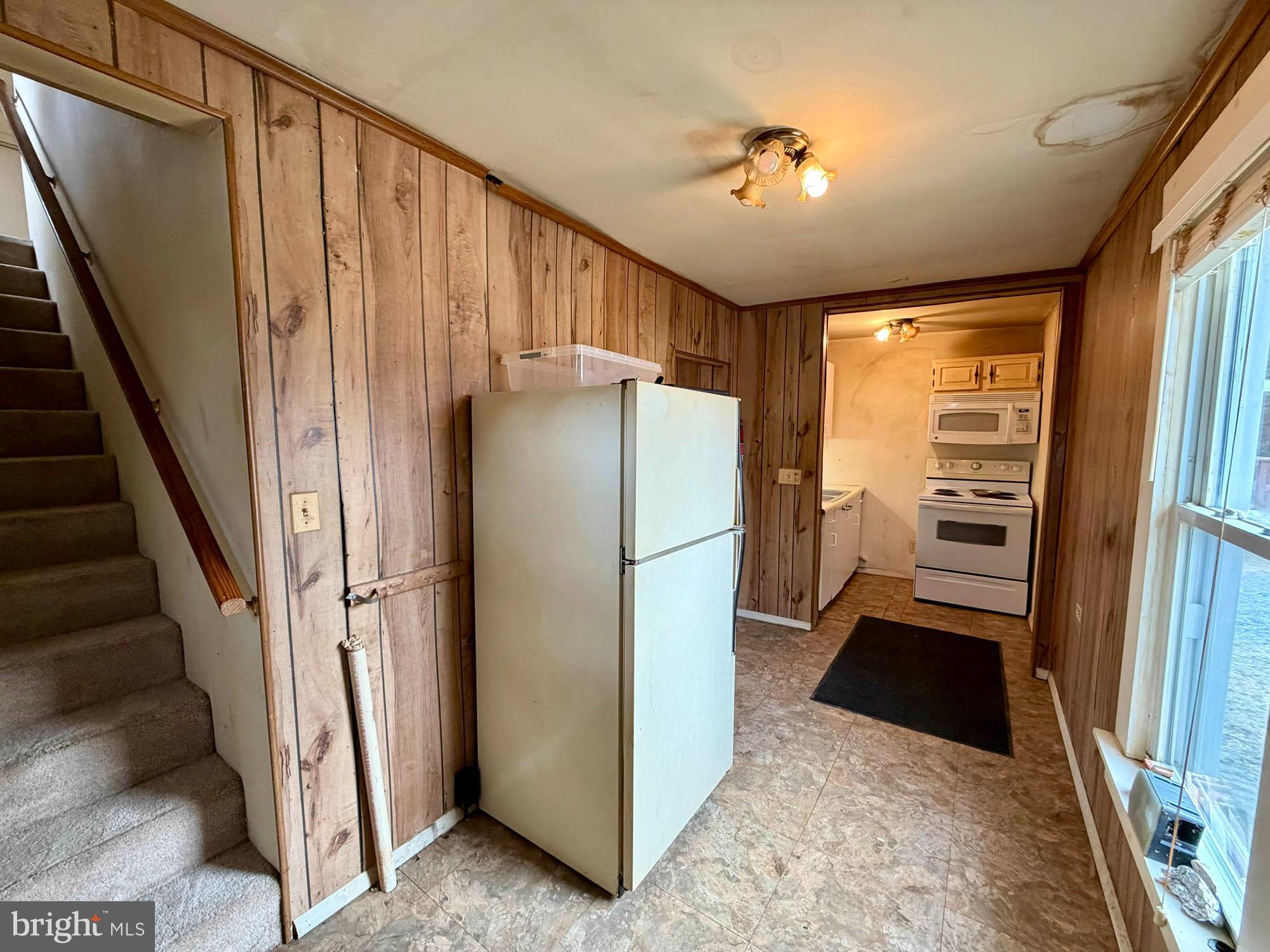 GREENLAND BEACH - Residential Income