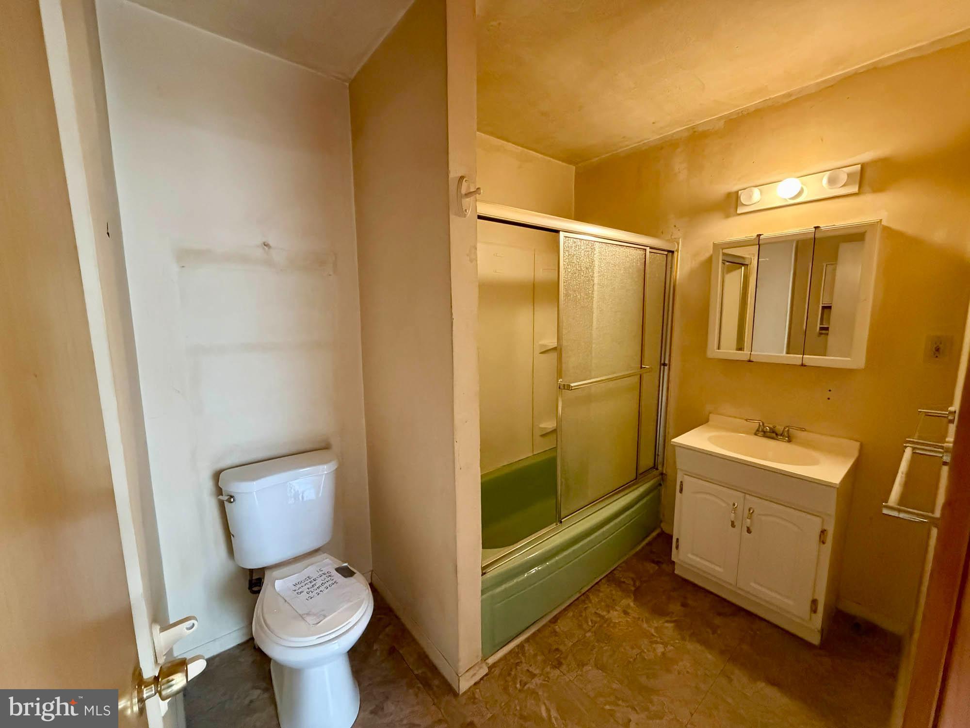 GREENLAND BEACH - Residential Income