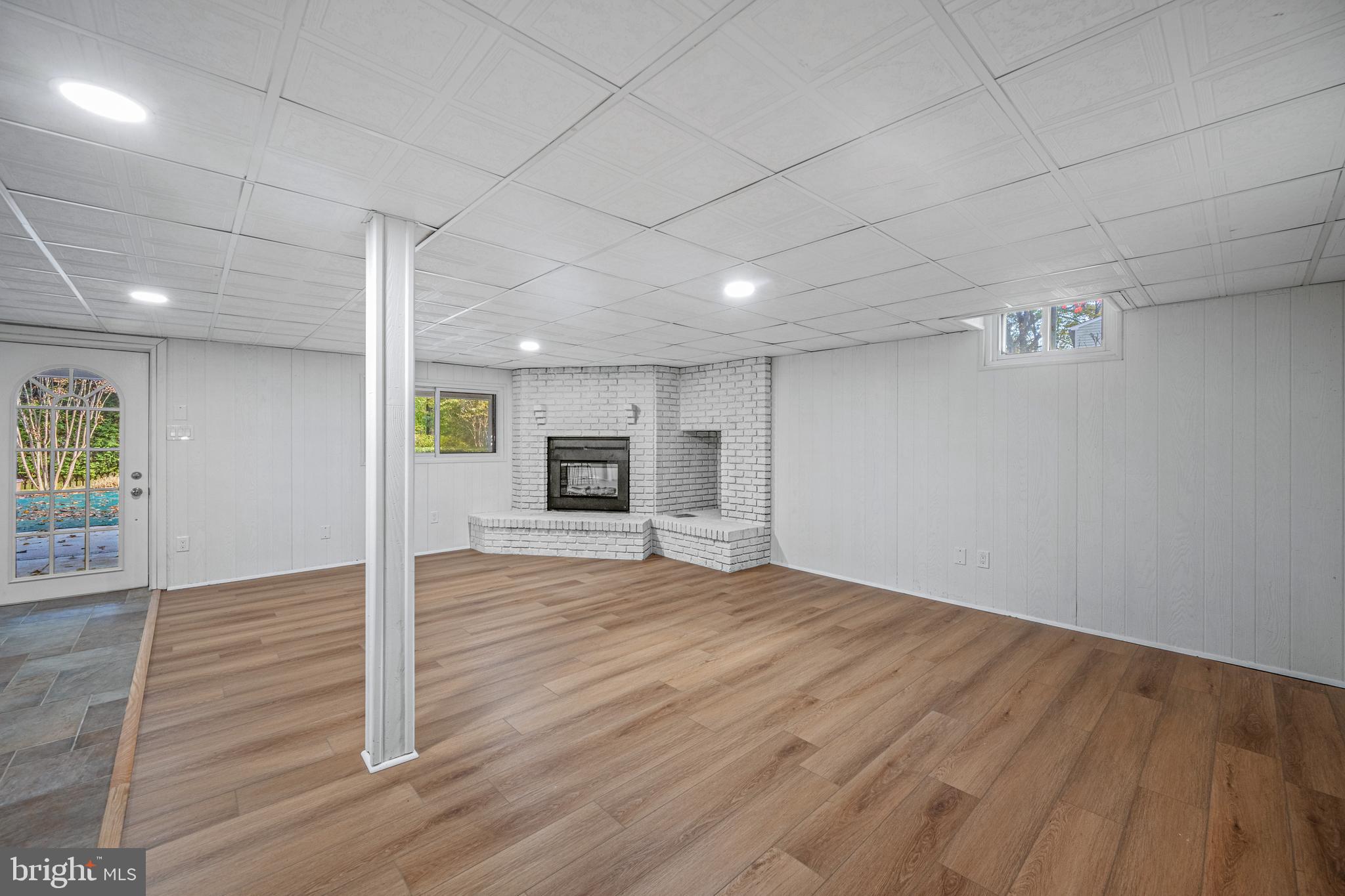 BEAVERBROOK - Residential