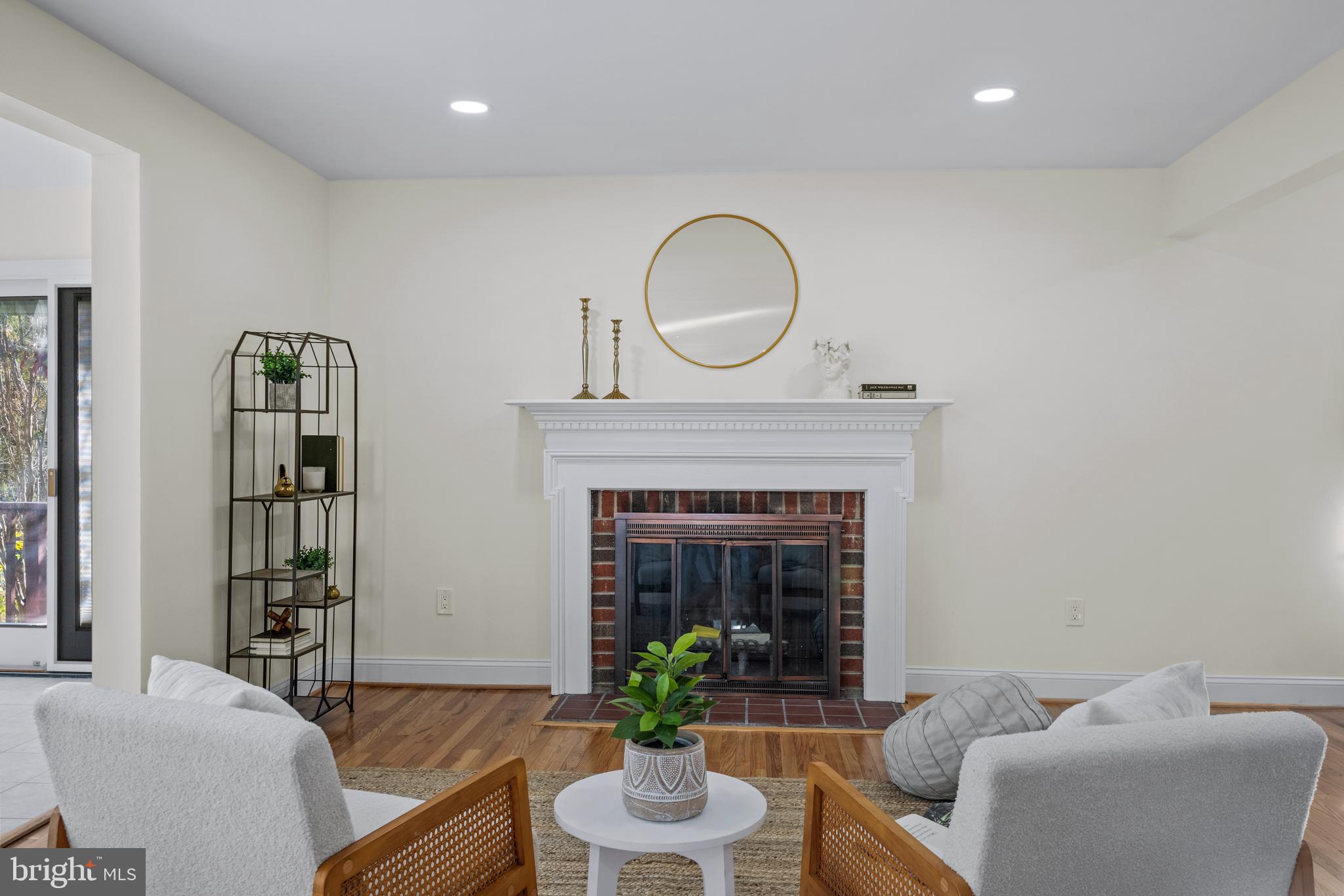 BEAVERBROOK - Residential