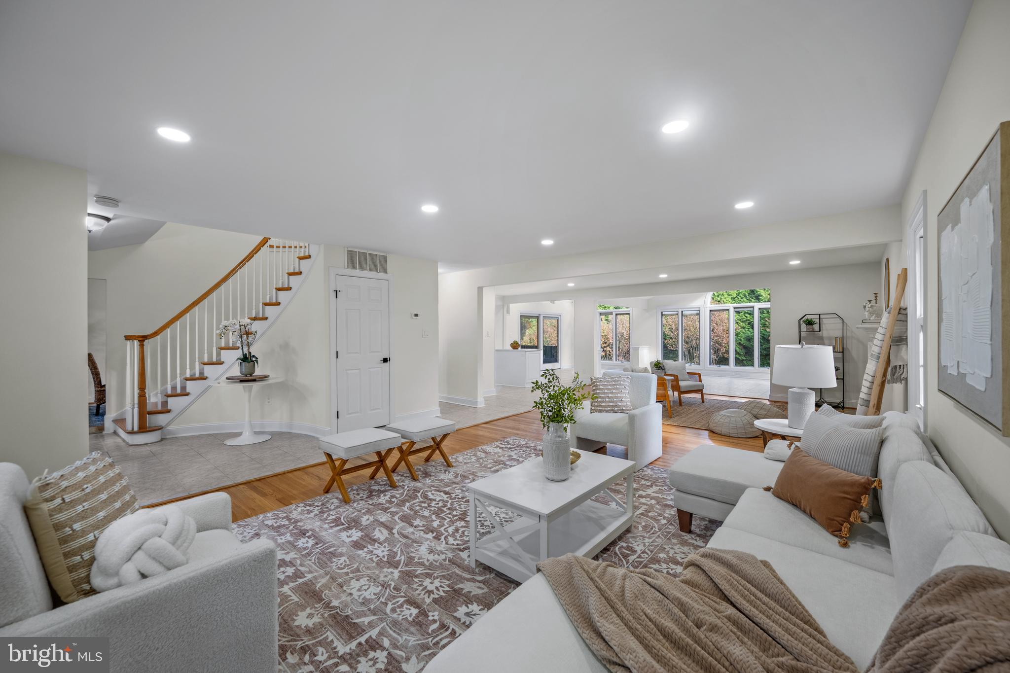 BEAVERBROOK - Residential