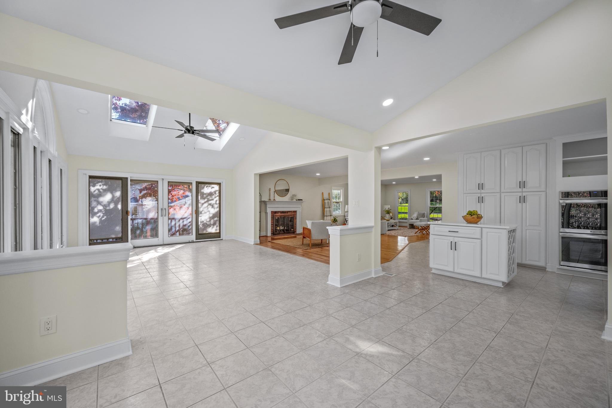 BEAVERBROOK - Residential