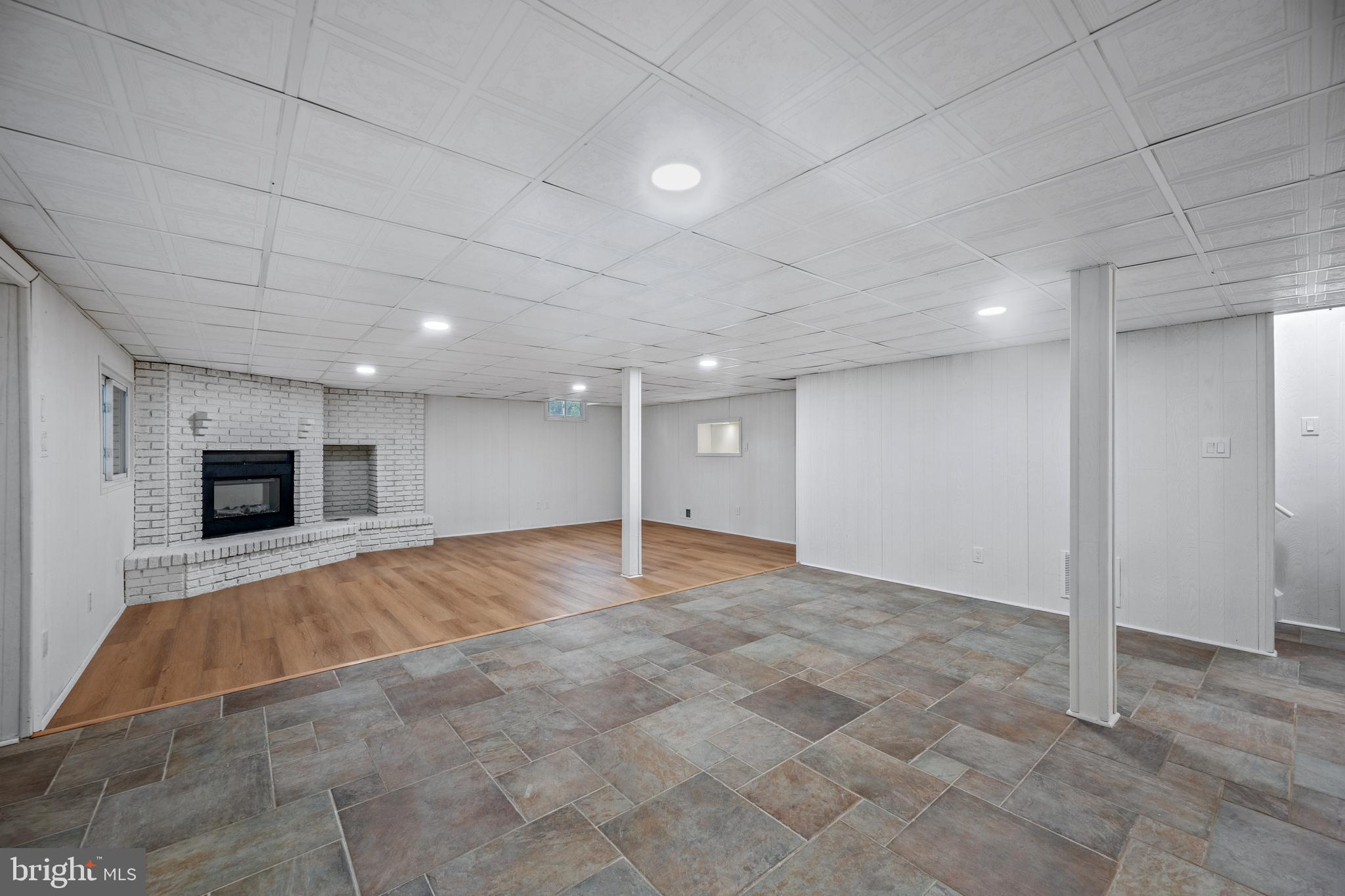 BEAVERBROOK - Residential