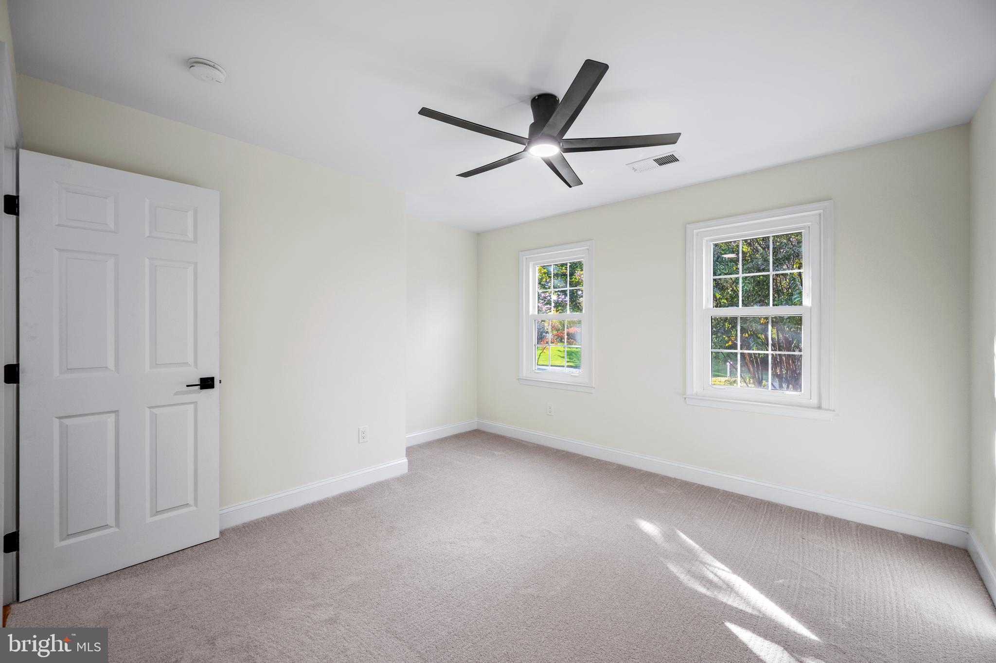 BEAVERBROOK - Residential