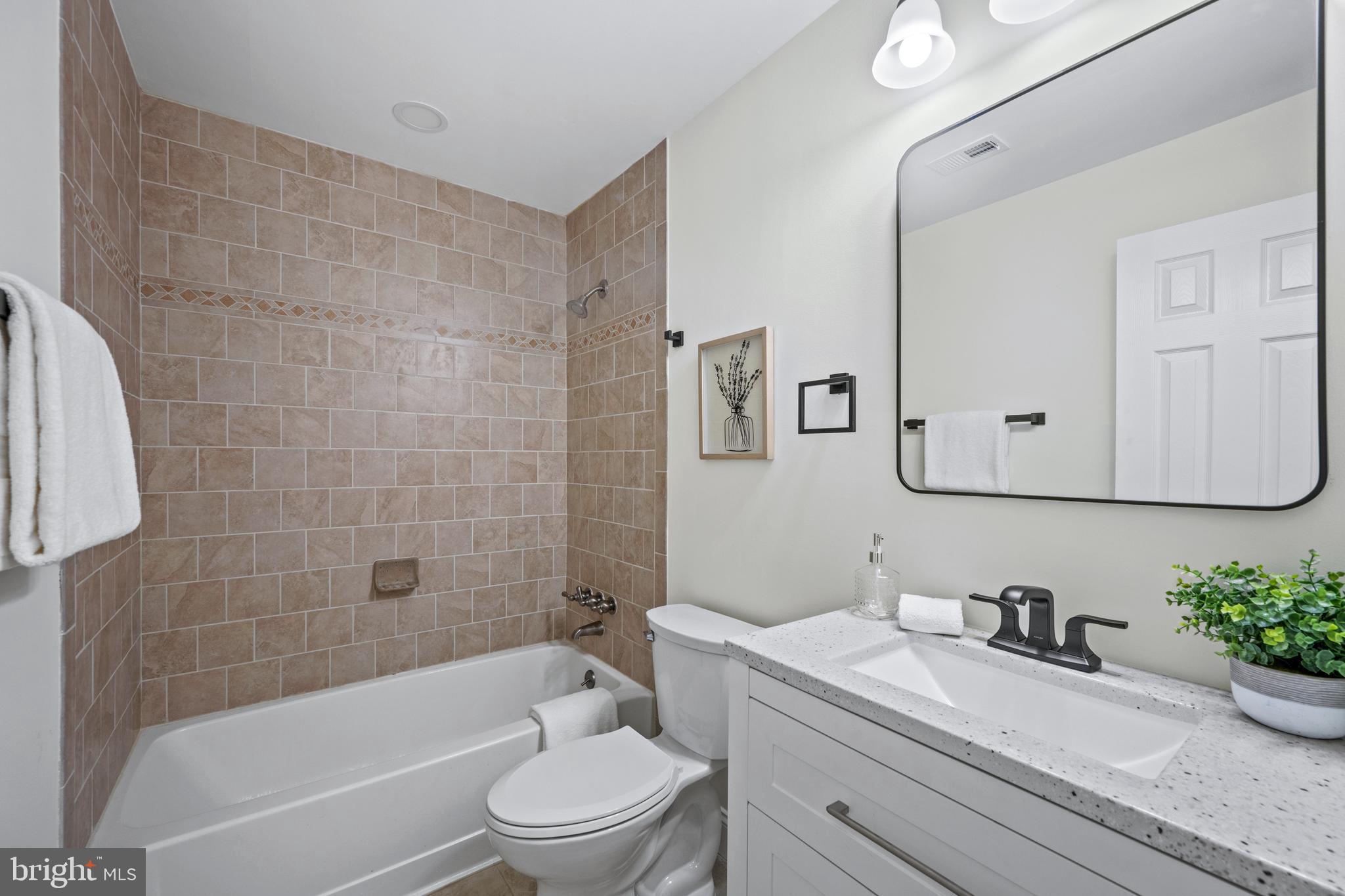 BEAVERBROOK - Residential