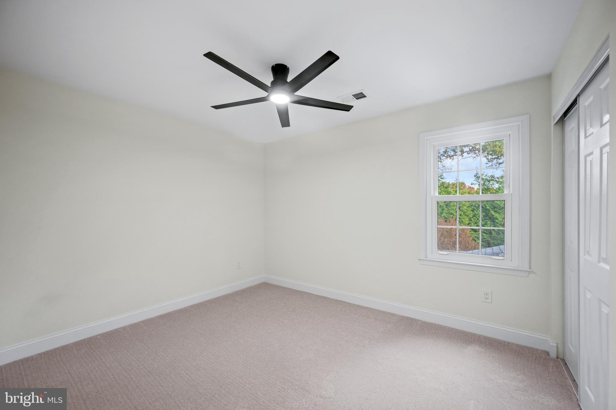 BEAVERBROOK - Residential