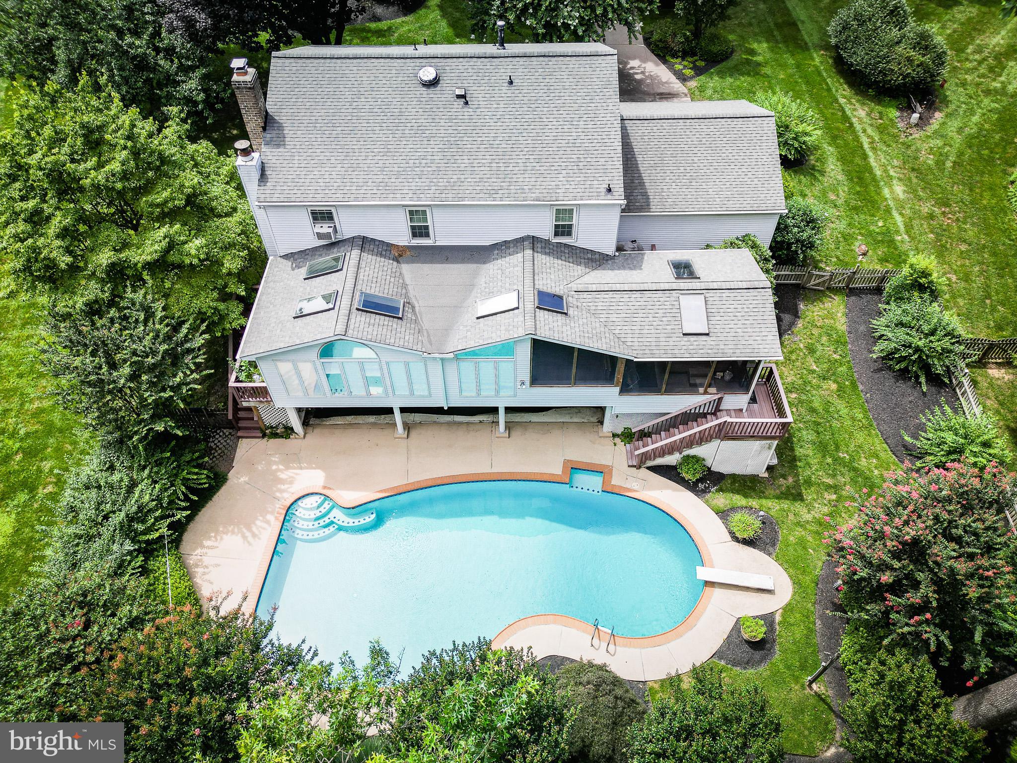 BEAVERBROOK - Residential