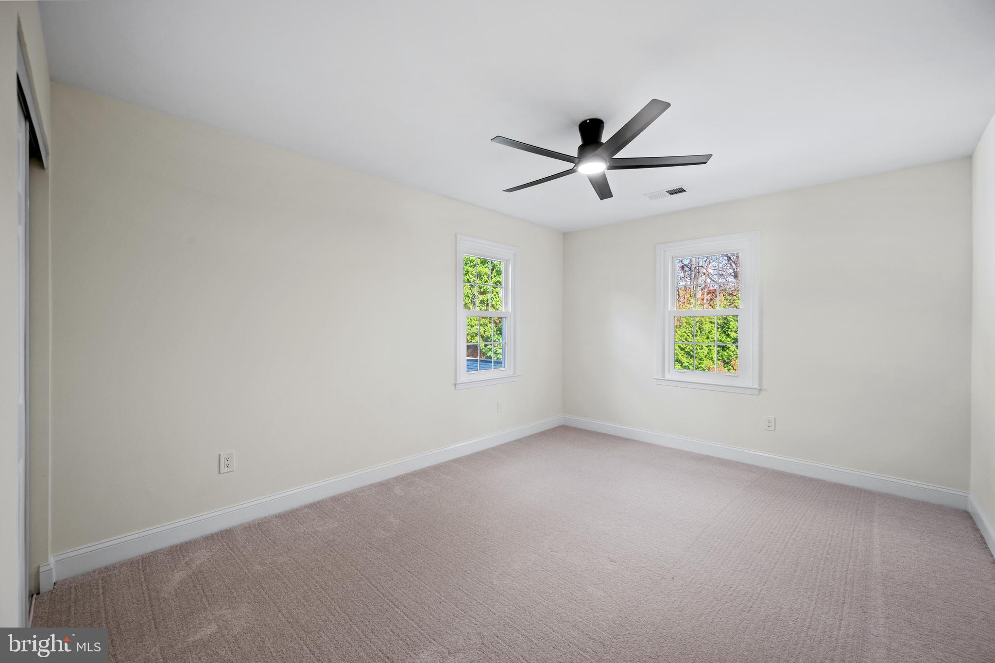 BEAVERBROOK - Residential