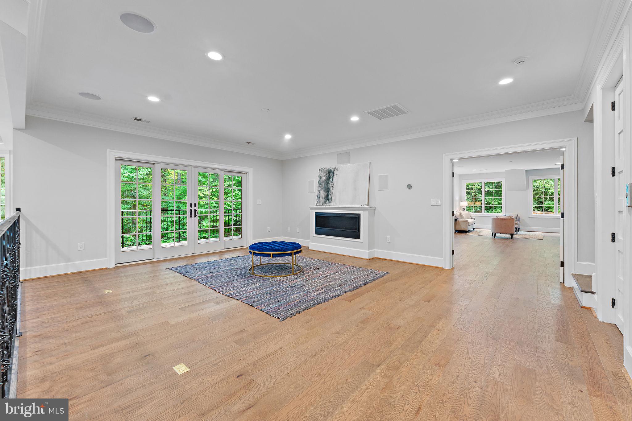 HILL VIEW ESTATES - Residential