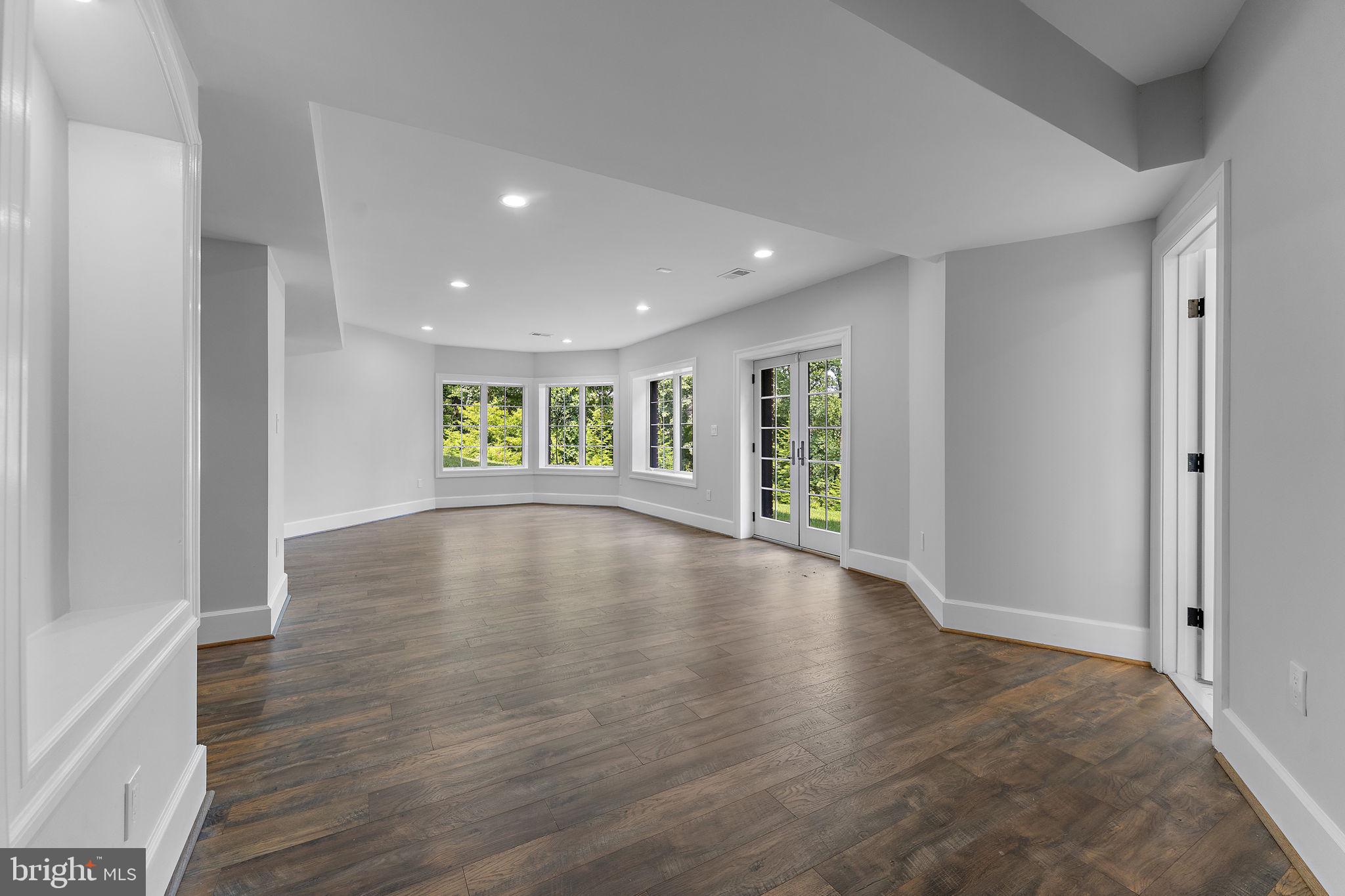 HILL VIEW ESTATES - Residential