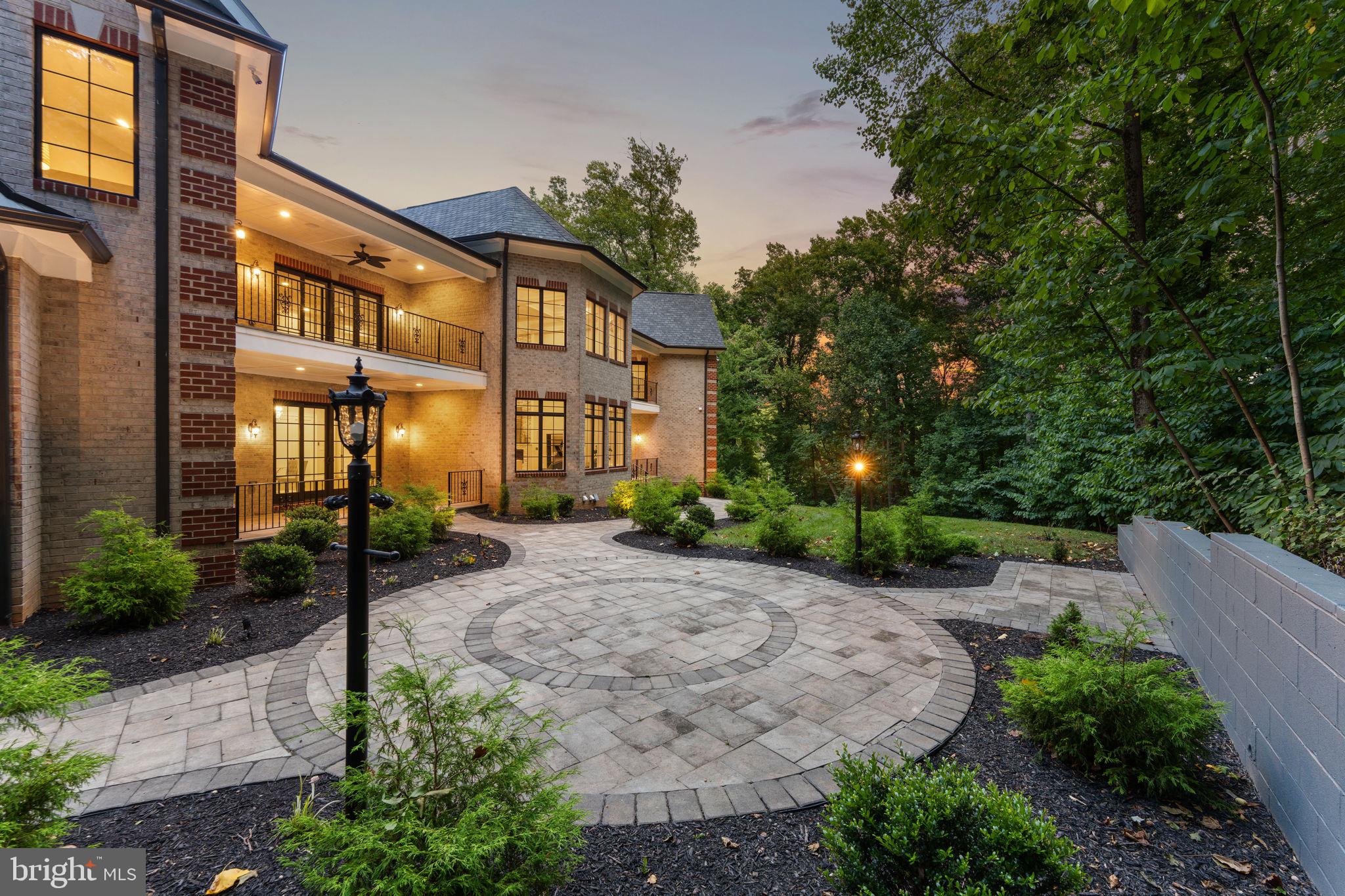 HILL VIEW ESTATES - Residential